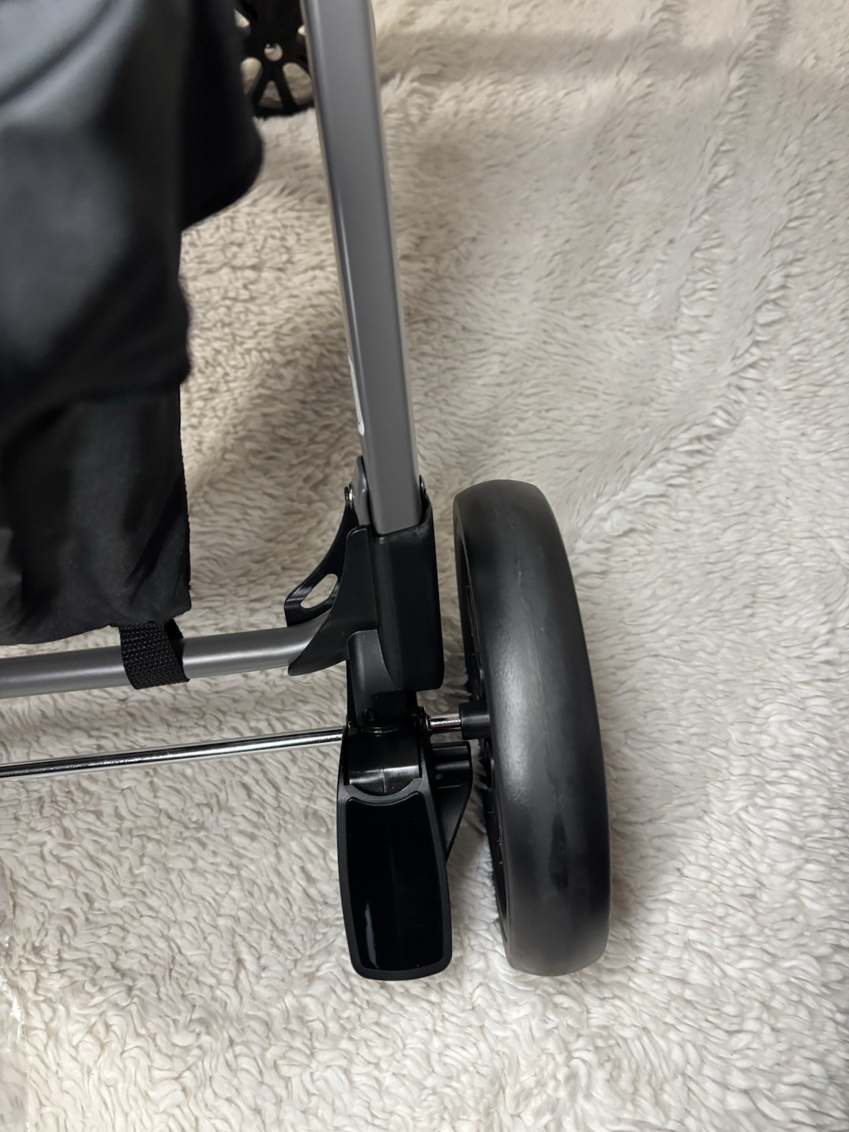 Chicco Mini Bravo Plus Lightweight Stroller Graphite Open Box