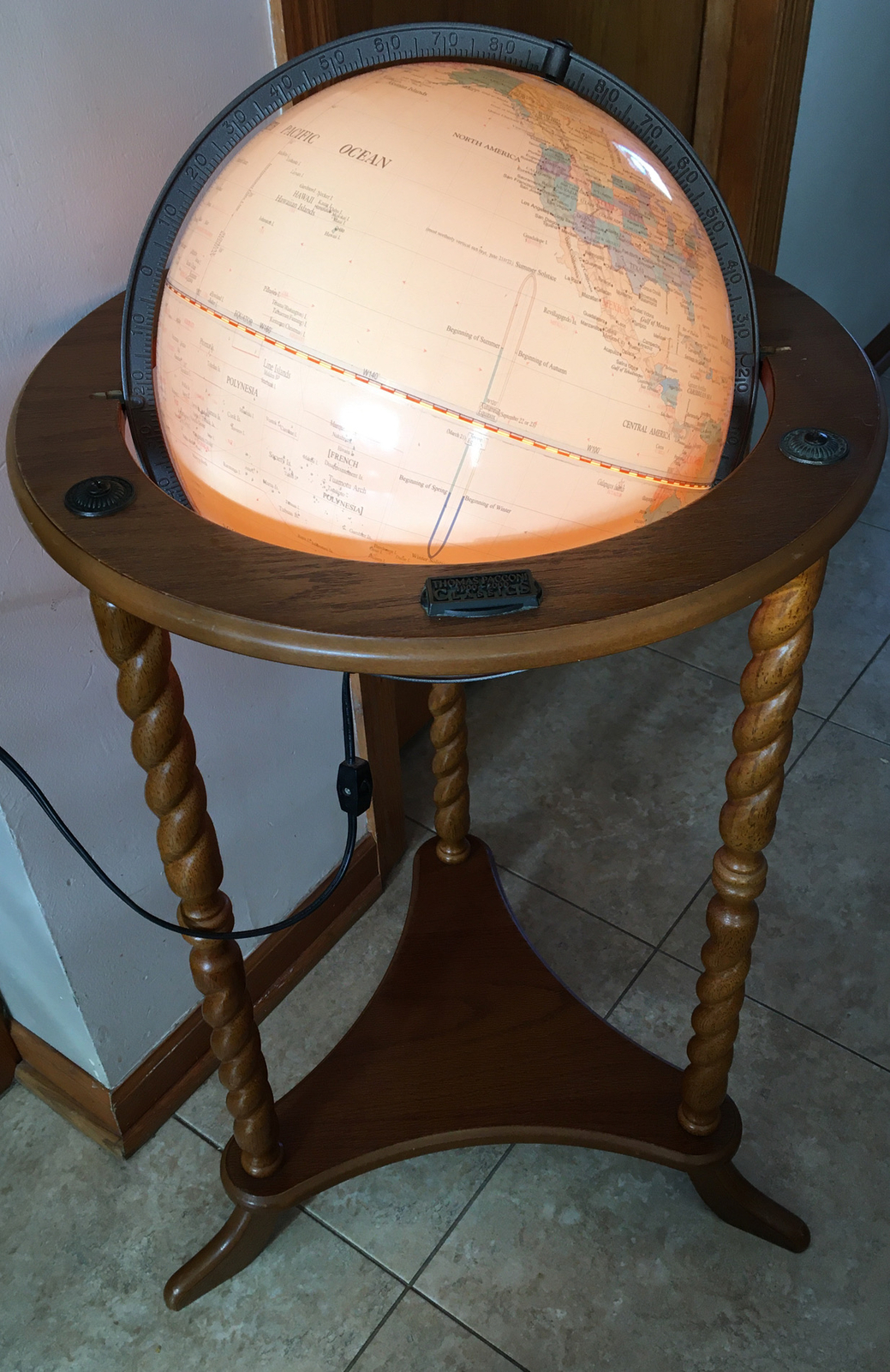 Thomas Pacconi World Classics 1900-2000 Illuminated Terrestrial Globe Wood Stand