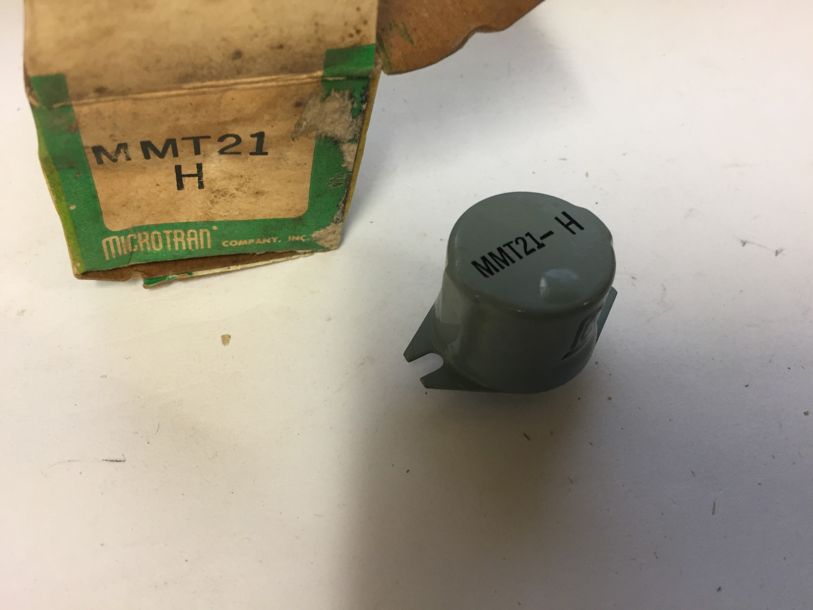 MMT-21H MICROTRAN PRI 4000  CT   SEC 600/150 TRANSFORMER NOS