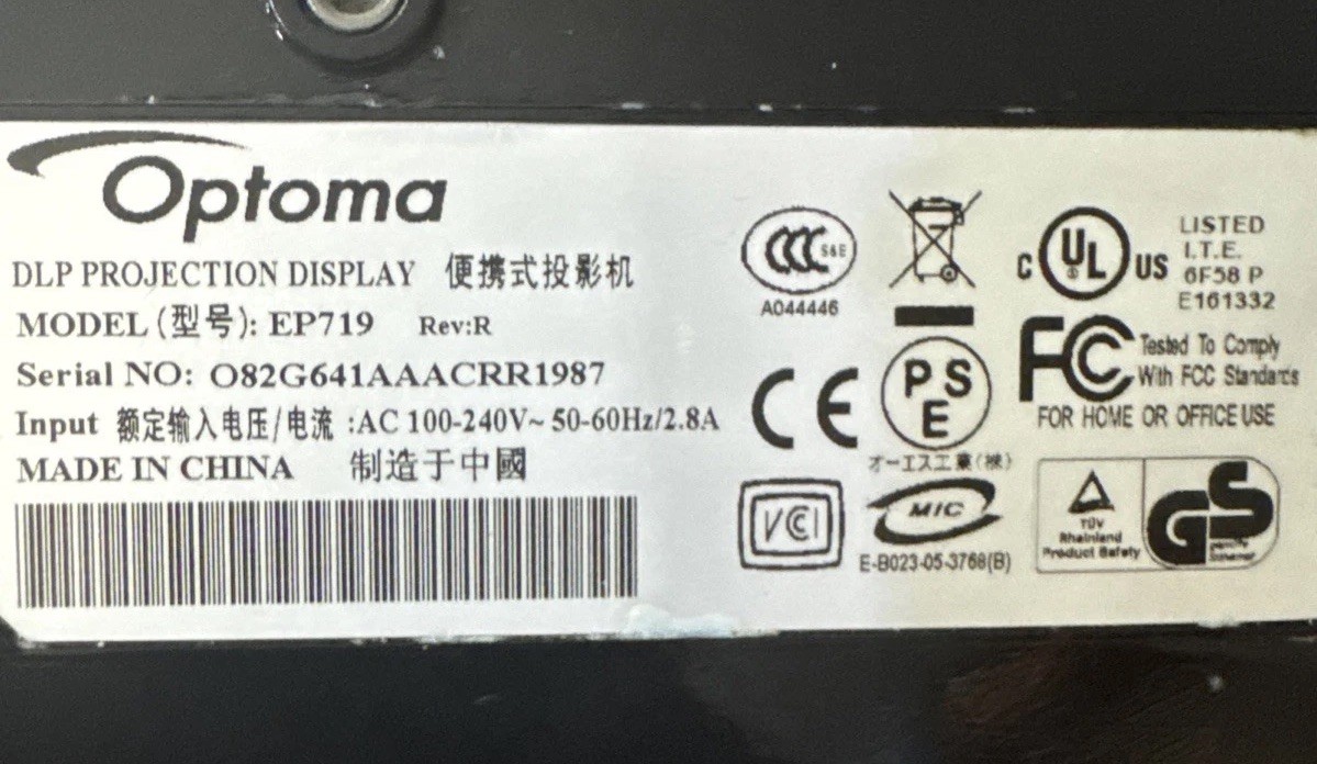 Optoma DLP Projection Display Model EP719 DLP Projector - With Case