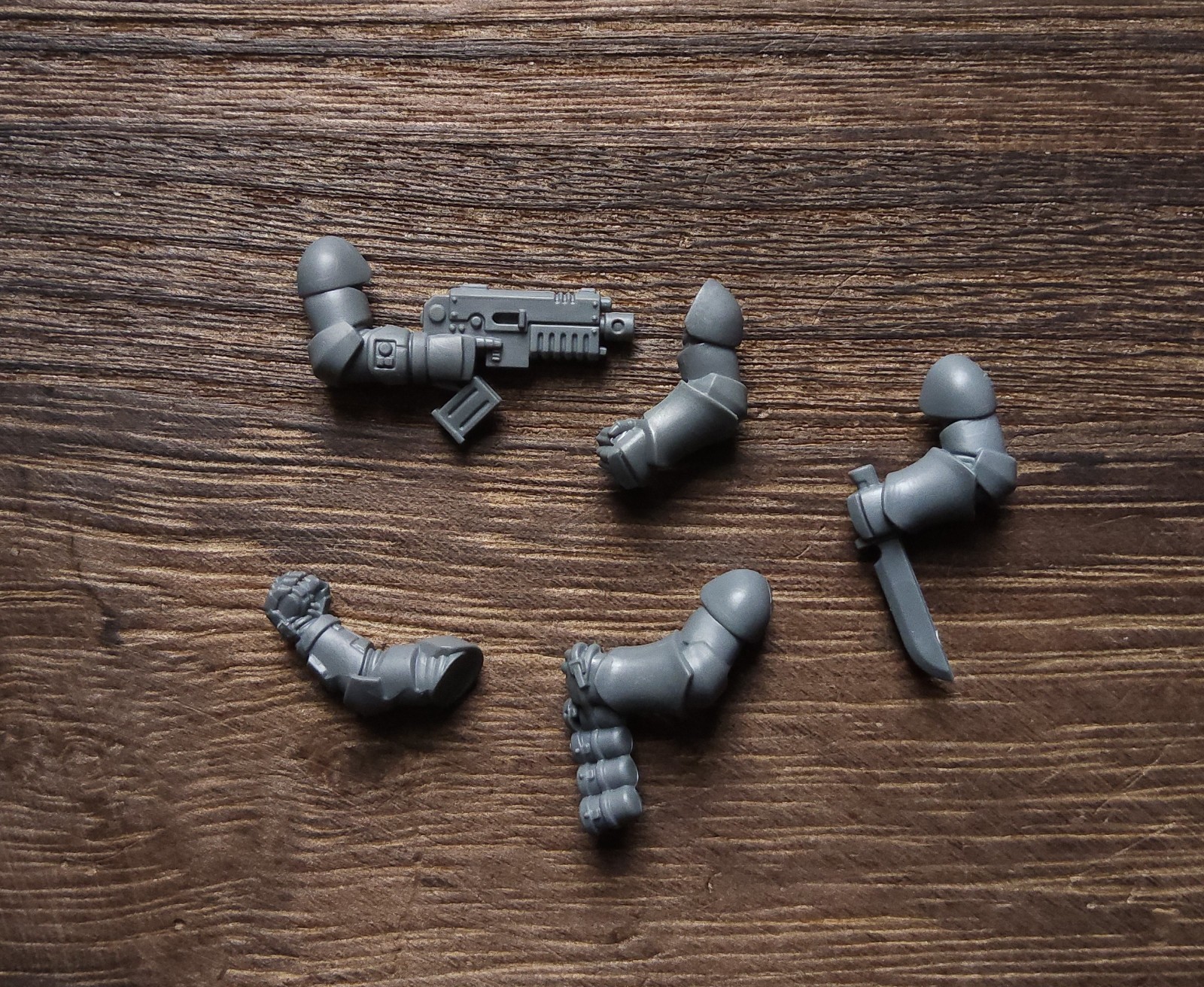 Warhammer 40k Space Marine Dynamic Arms Grenadier