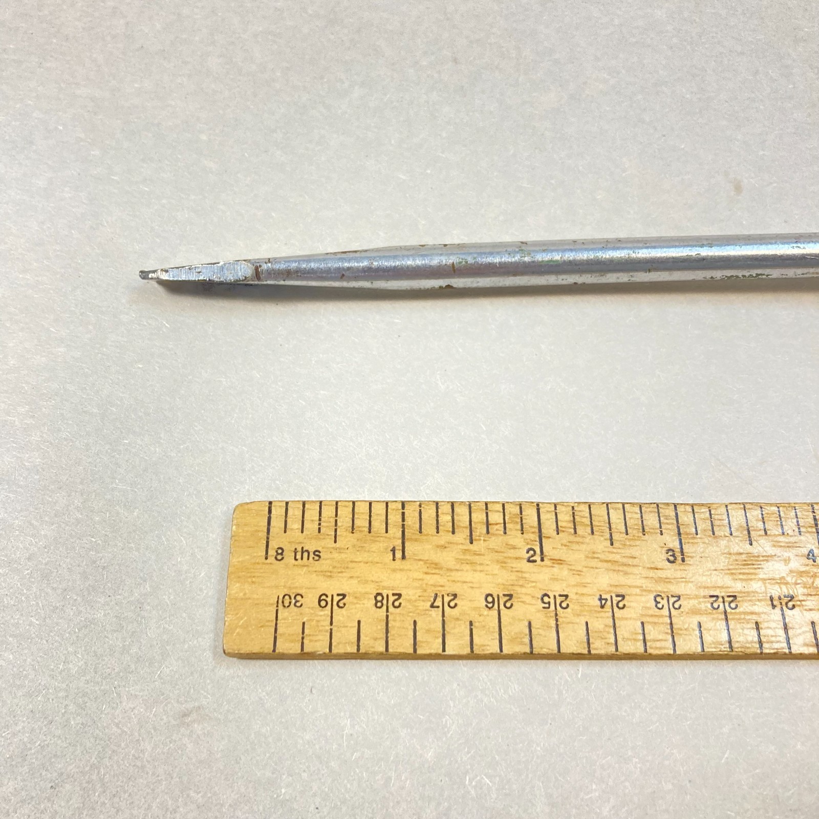 Snap-on Screwdriver Flat Slotted Round Shank 8" Black Triangle Handle #STD8 USA