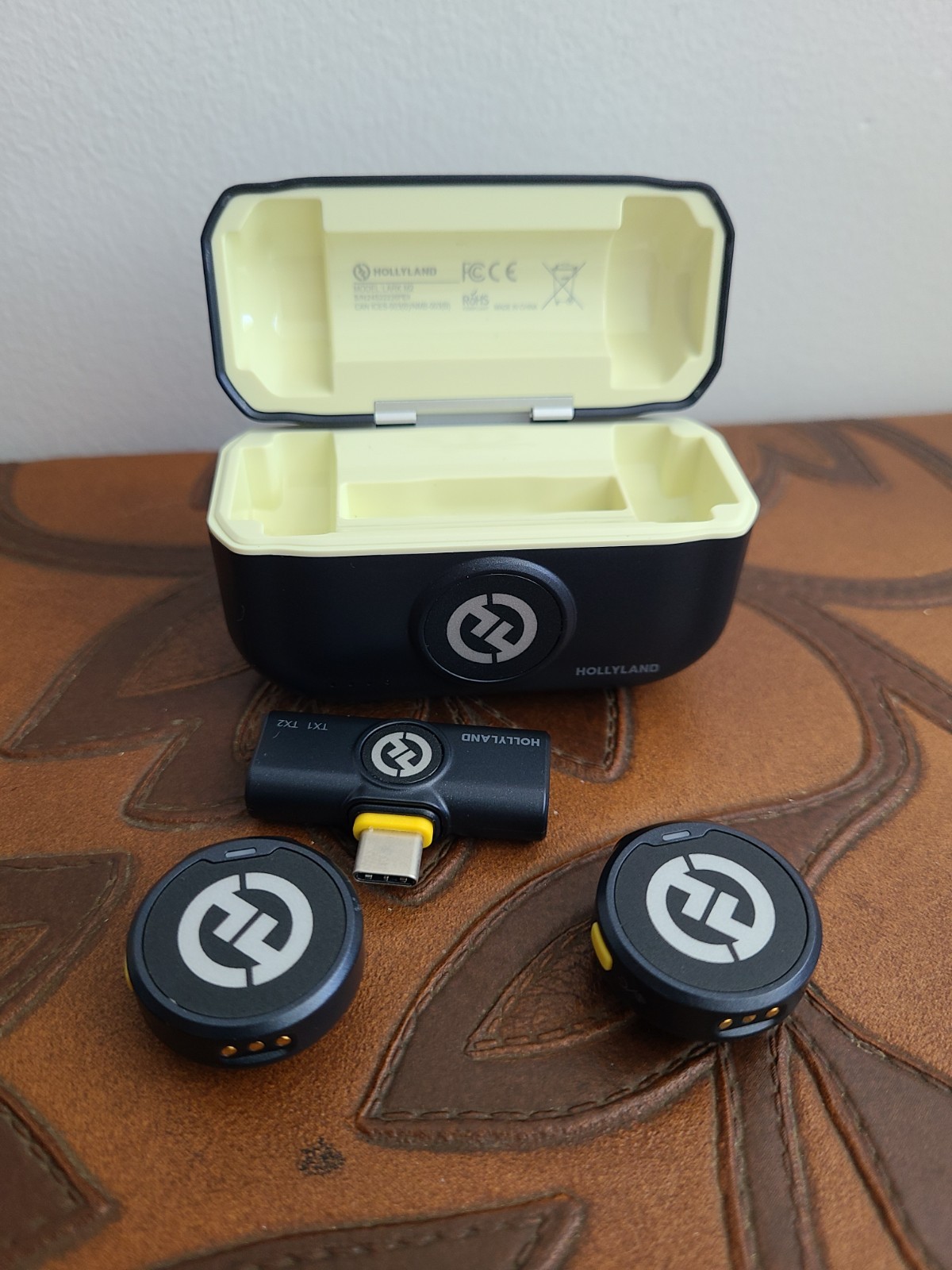 Hollyland Lark M2 - Hanadsfree Wireless  Microphone For Content Creation