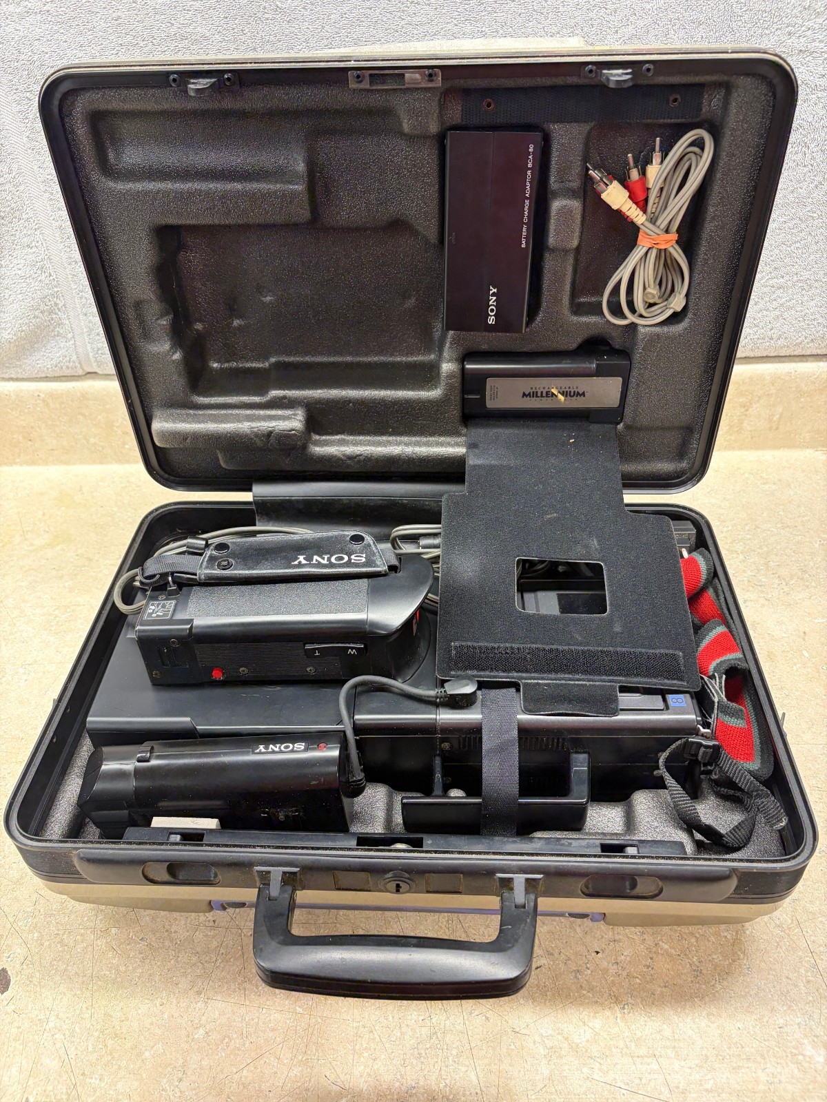 Sony 8i AF SteadyShot Camera Recorder Camcorder