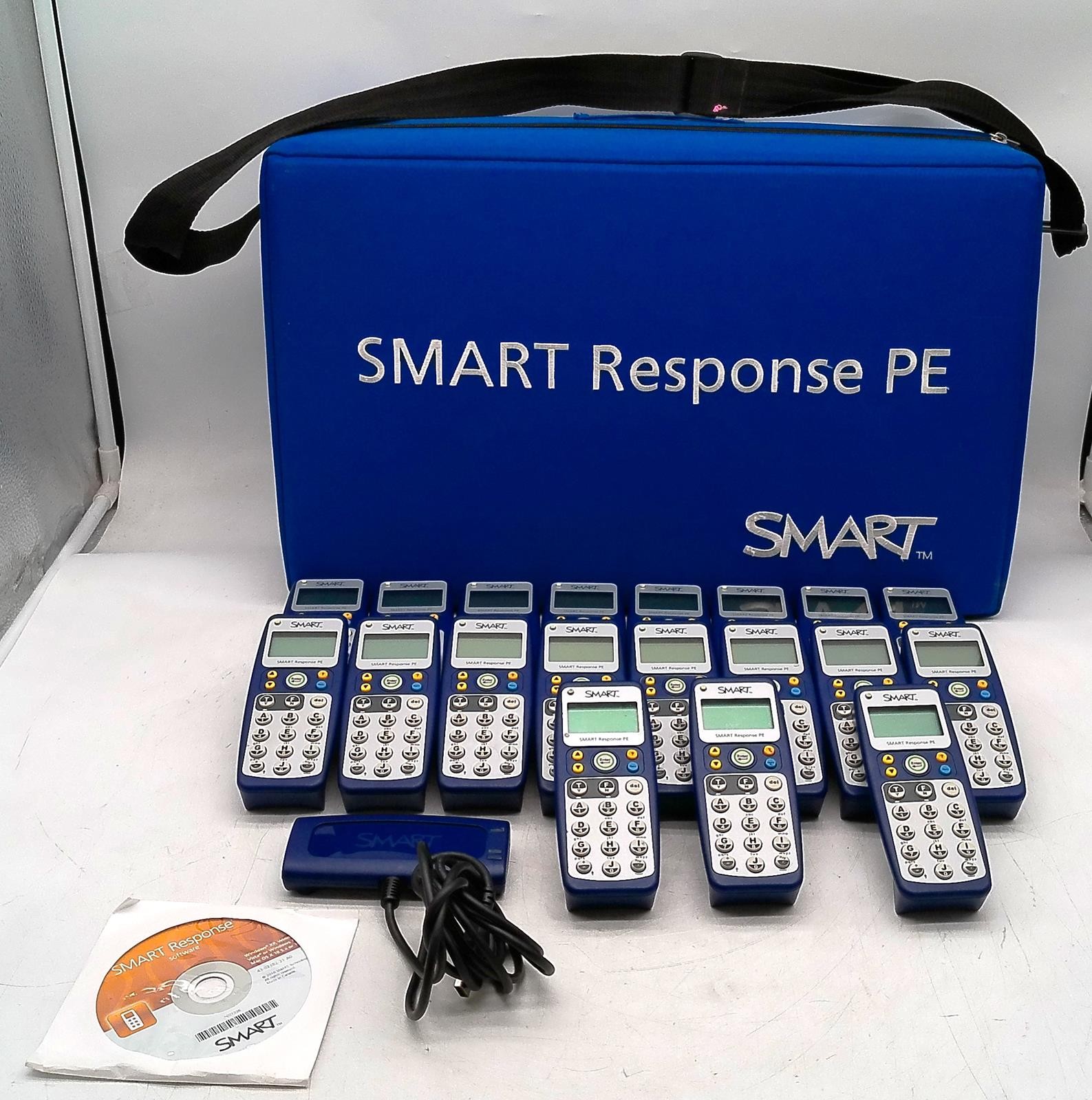 SMART RESPONSE PE 19X 03-00174 STUDENT REMOTE CLICKERS & 03-00099-21 RECEIVER