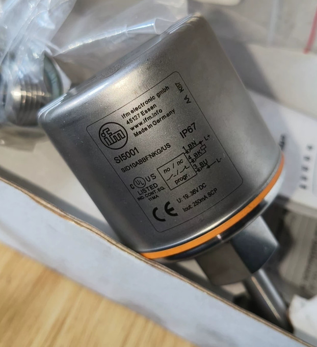 1pcs IFM SI5000 Flow Sensor SID10ABBFPKG/US