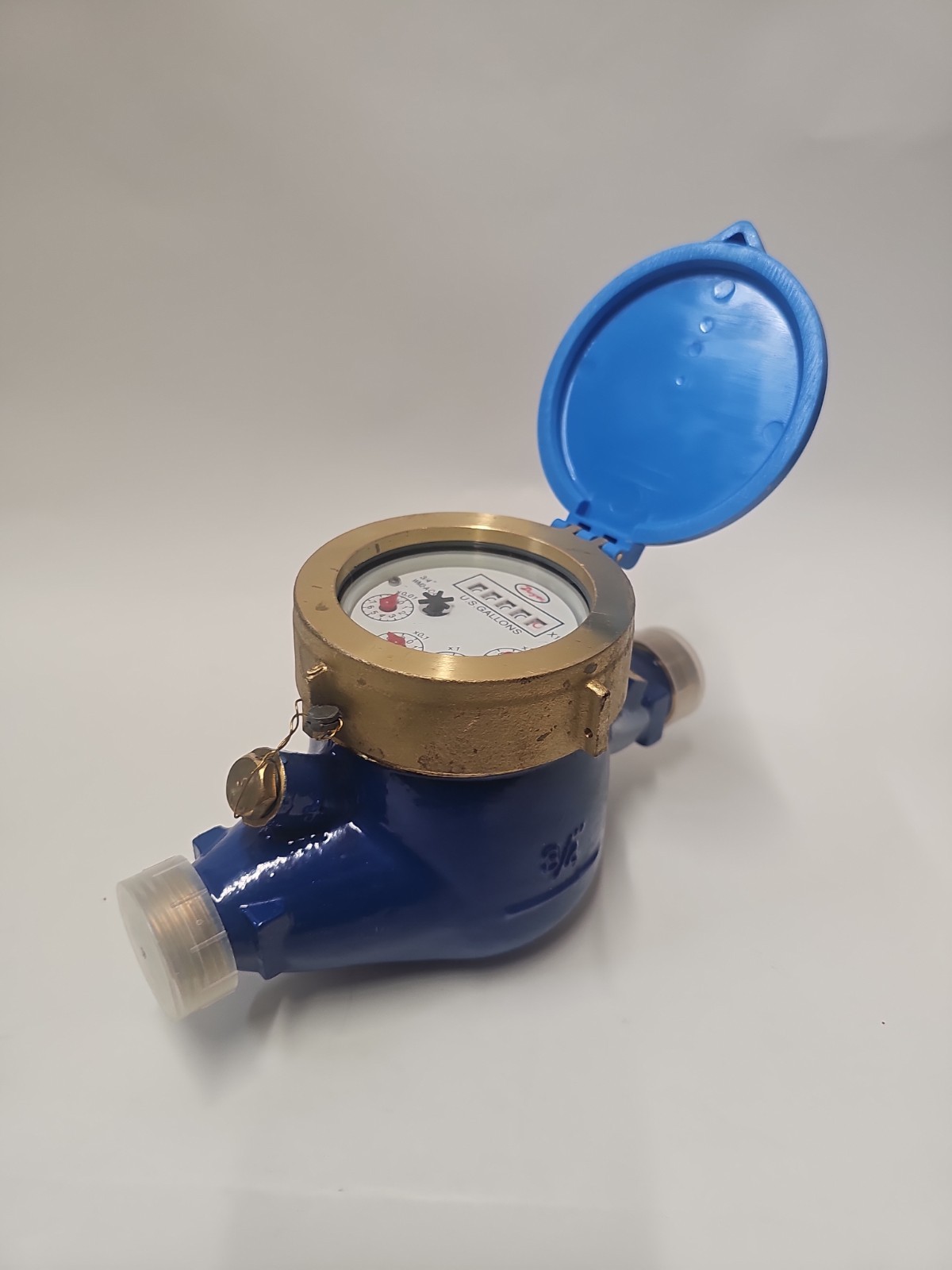 3/4 Dwyer WM2 Multi-Jet Water Meter US Gallons Flow Totalizer Brass Blue WM2AC03