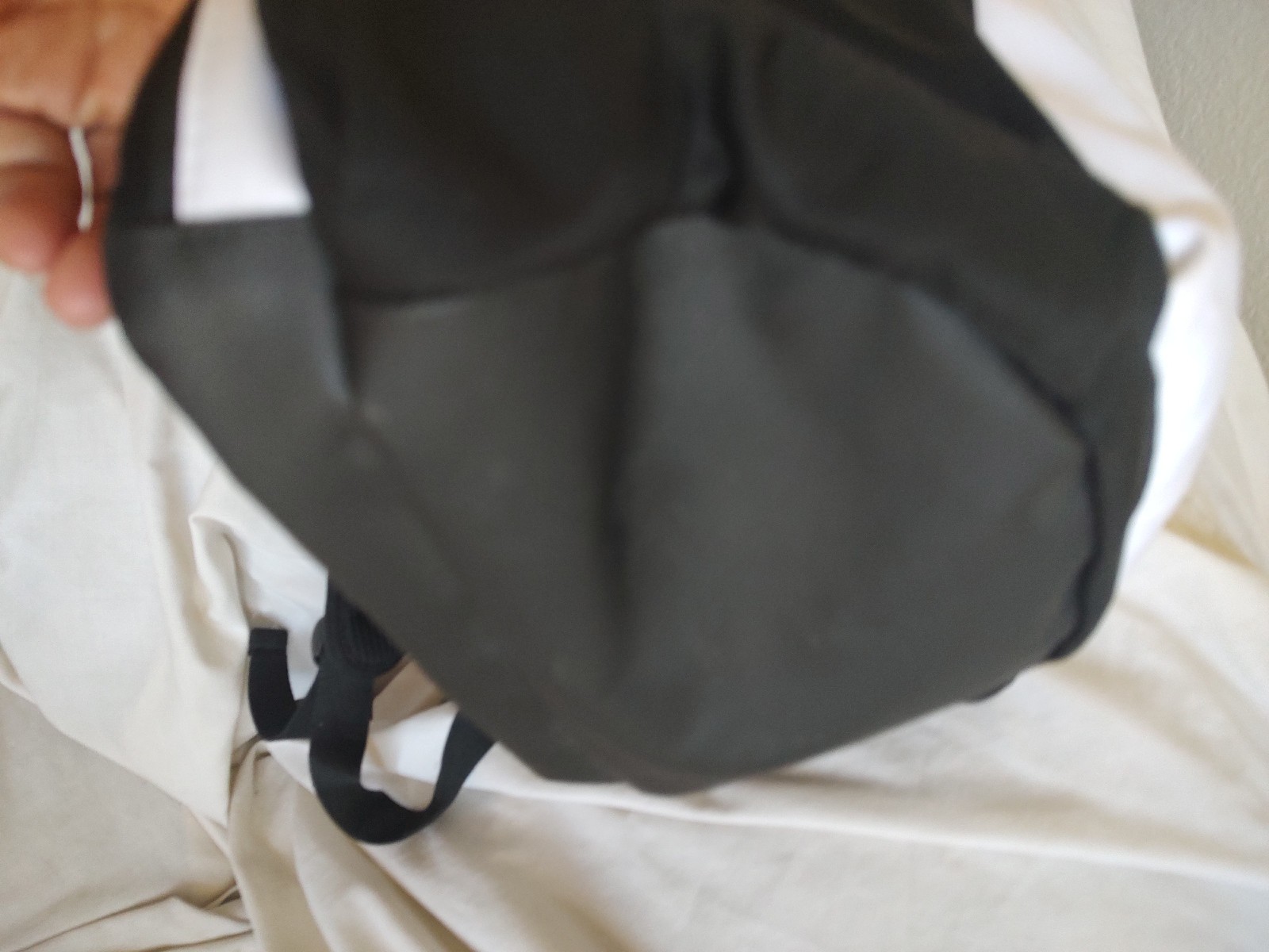 OAKLEY WHITE/ BLACK NYLON LARGE BACKPACK