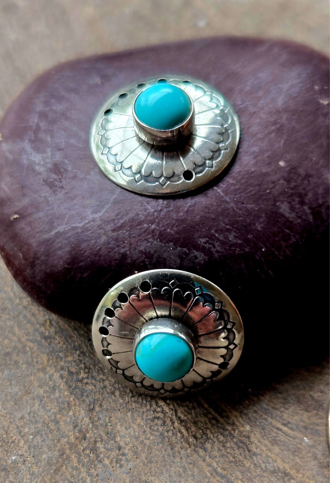Sheild Concho Kingman Turquoise Six Hole Connectors Signed Vintage