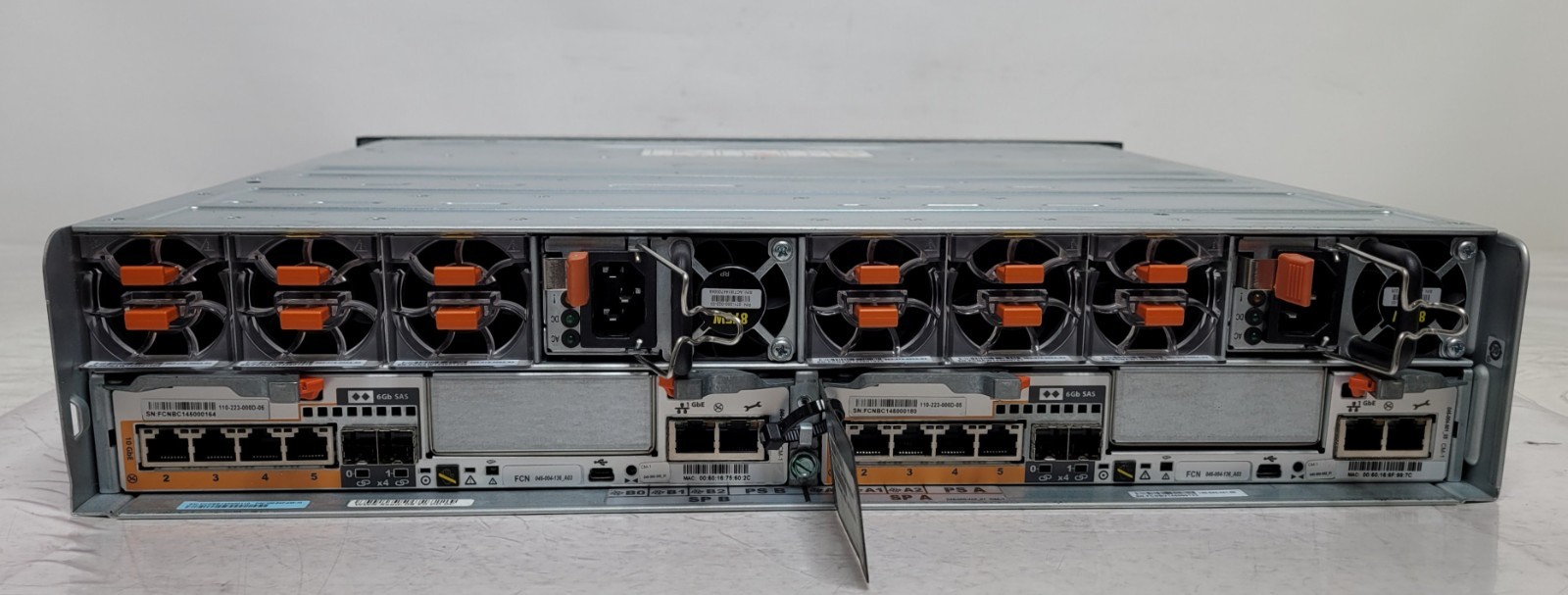 EMC Model BPE25 - 2.5in 25 Drive Bay Mini SAS RJ45 Storage Array No HDDs