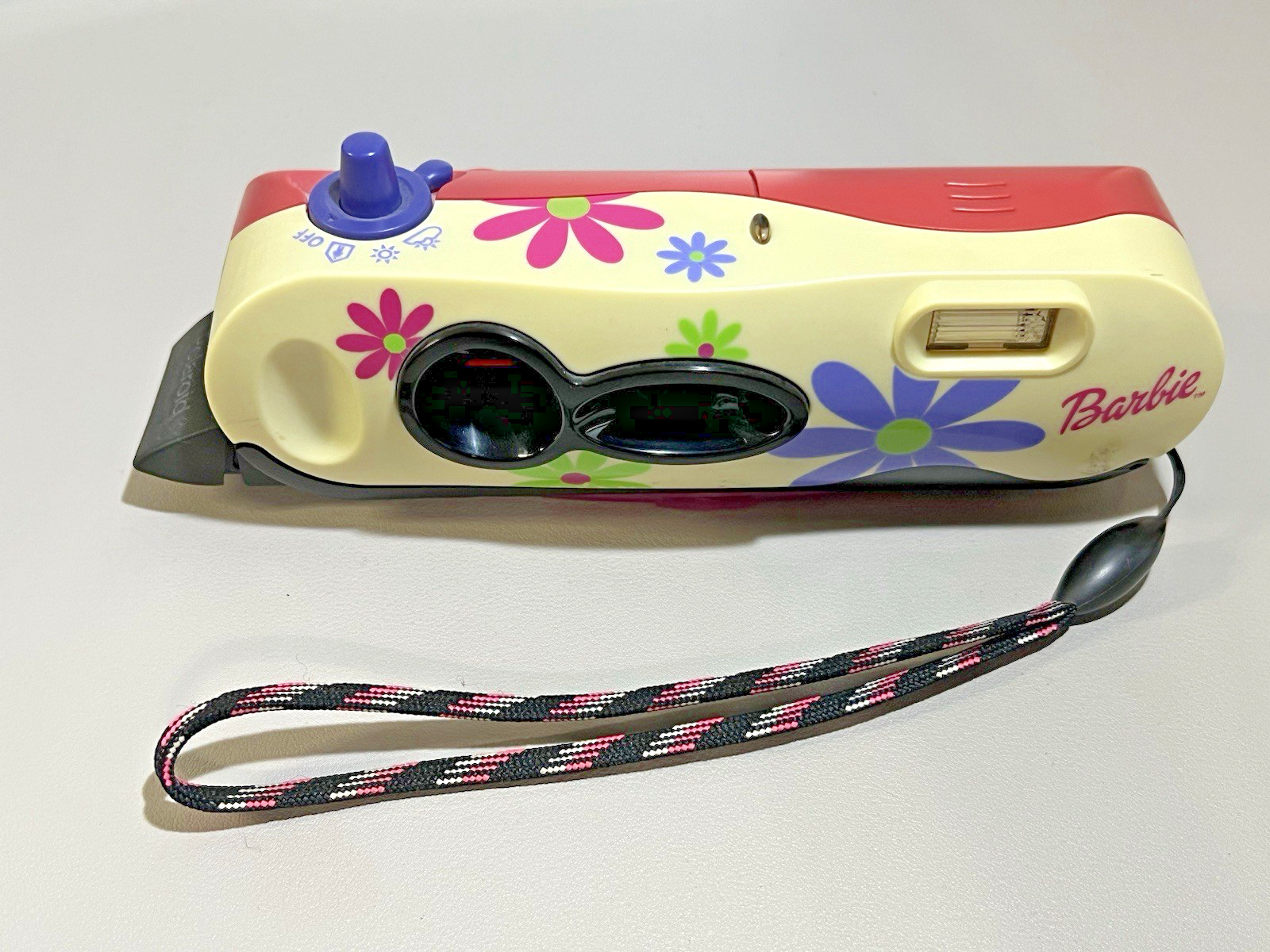 Vintage Mattel Polaroid i-Zone Barbie Camera (Film And Batteries Not Included)