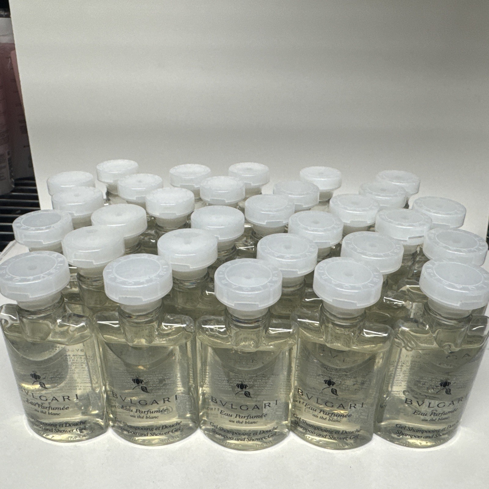 BVLGARI Au The Blanc (White Tea) Shampoo & Shower Gel 1.3 oz / 40 ml Pack of 30