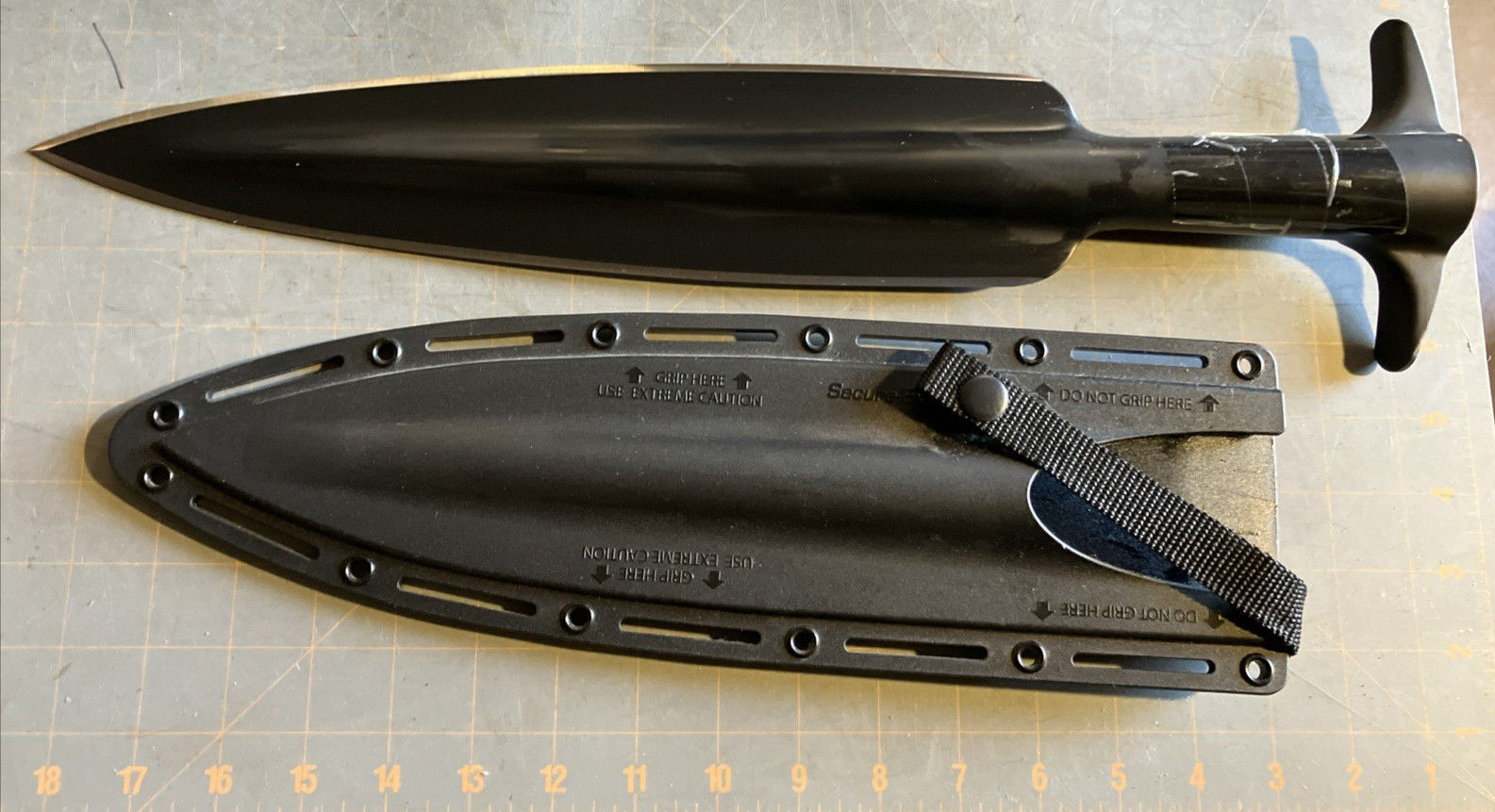 Cold Steel Medium Carbon SK 5 Steel Boar Hunting Spear with Secure Ex Sheath