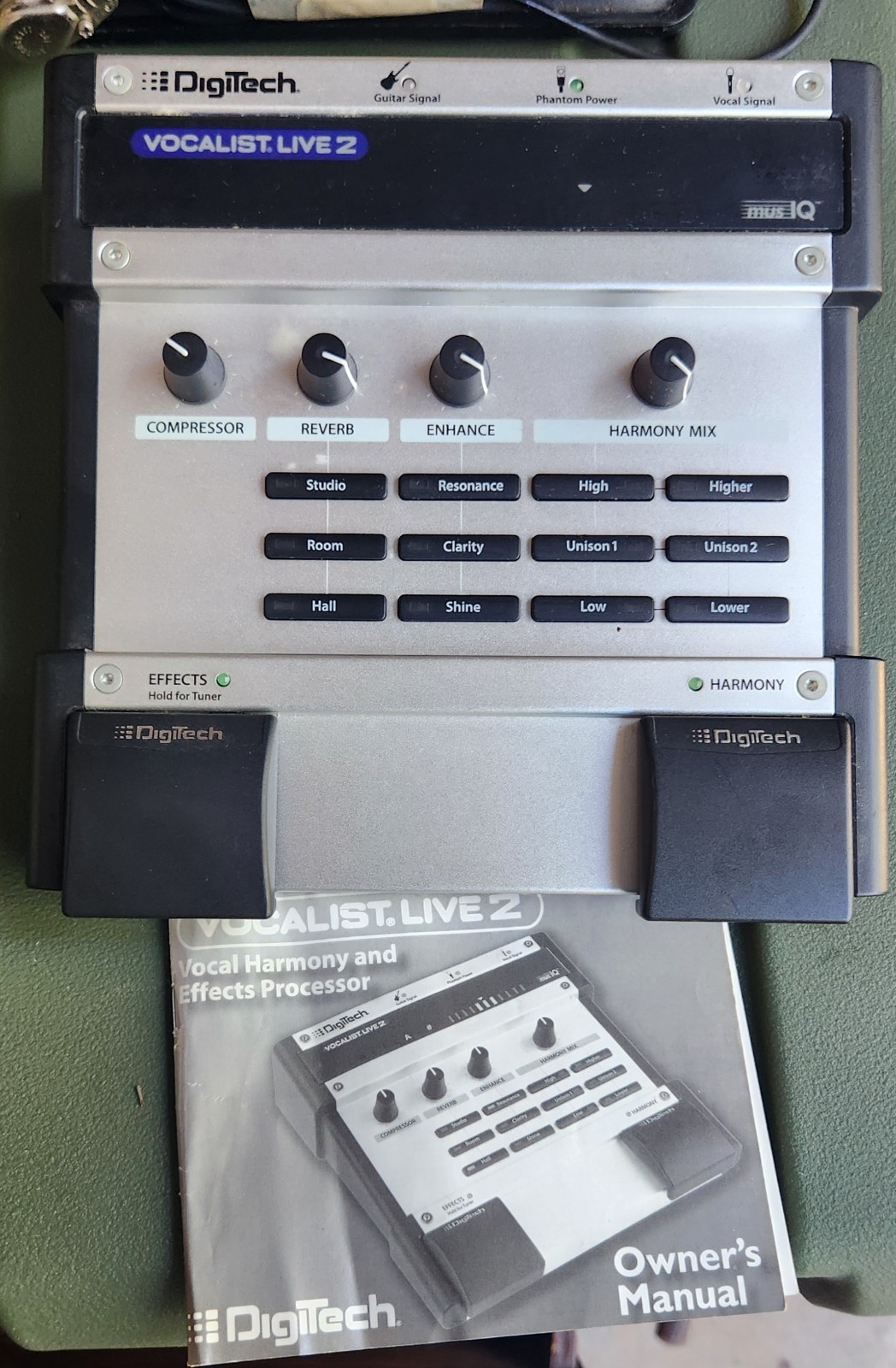 DigiTech Vocalist Live2 Live Foot Pedal Vocal Harmony Processor for Guitarists