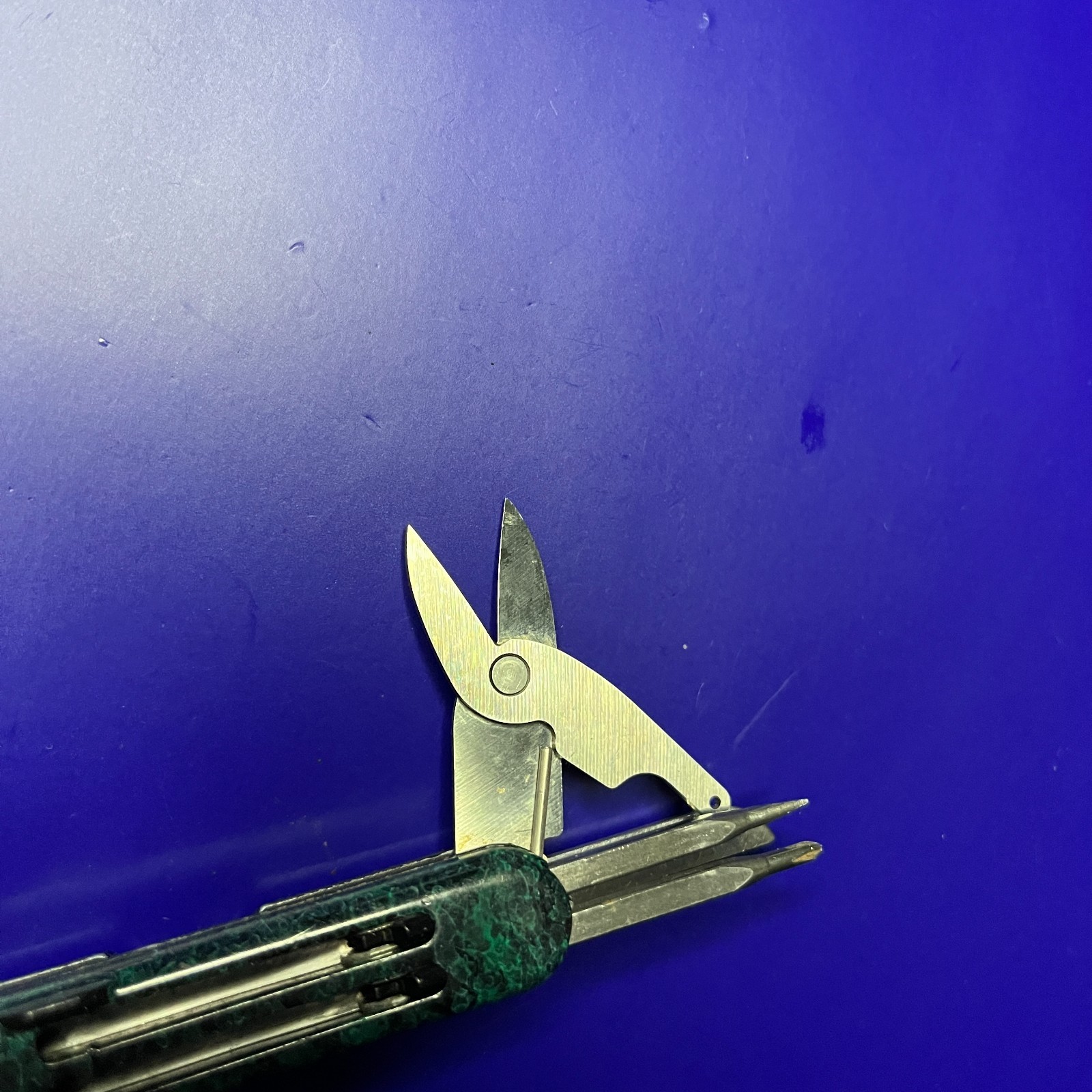 Gerber Fiskars Folding Multi-Tool Knife Keychain
