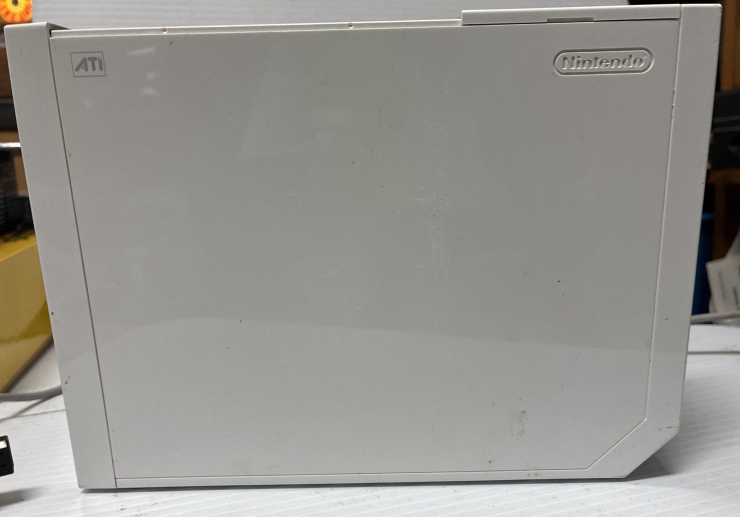 Nintendo Wii - RVL-001 White Console & Cables - NO Controller Lights Up UNTESTED
