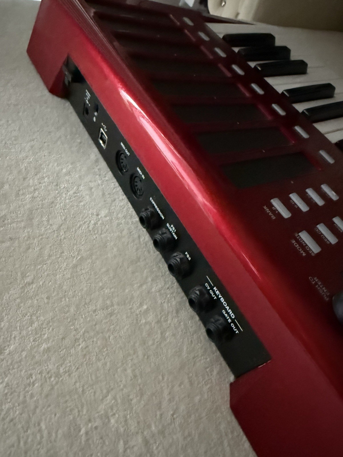 Akai Professional MAX49 USB/MIDI/CV Keyboard Controller with Touch Faders TESTED