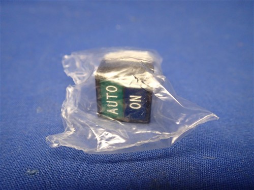 DIALIGHT 330-5100-126 SWITCH CAP AUTO/ON GR/BL NEW OLD STOCK