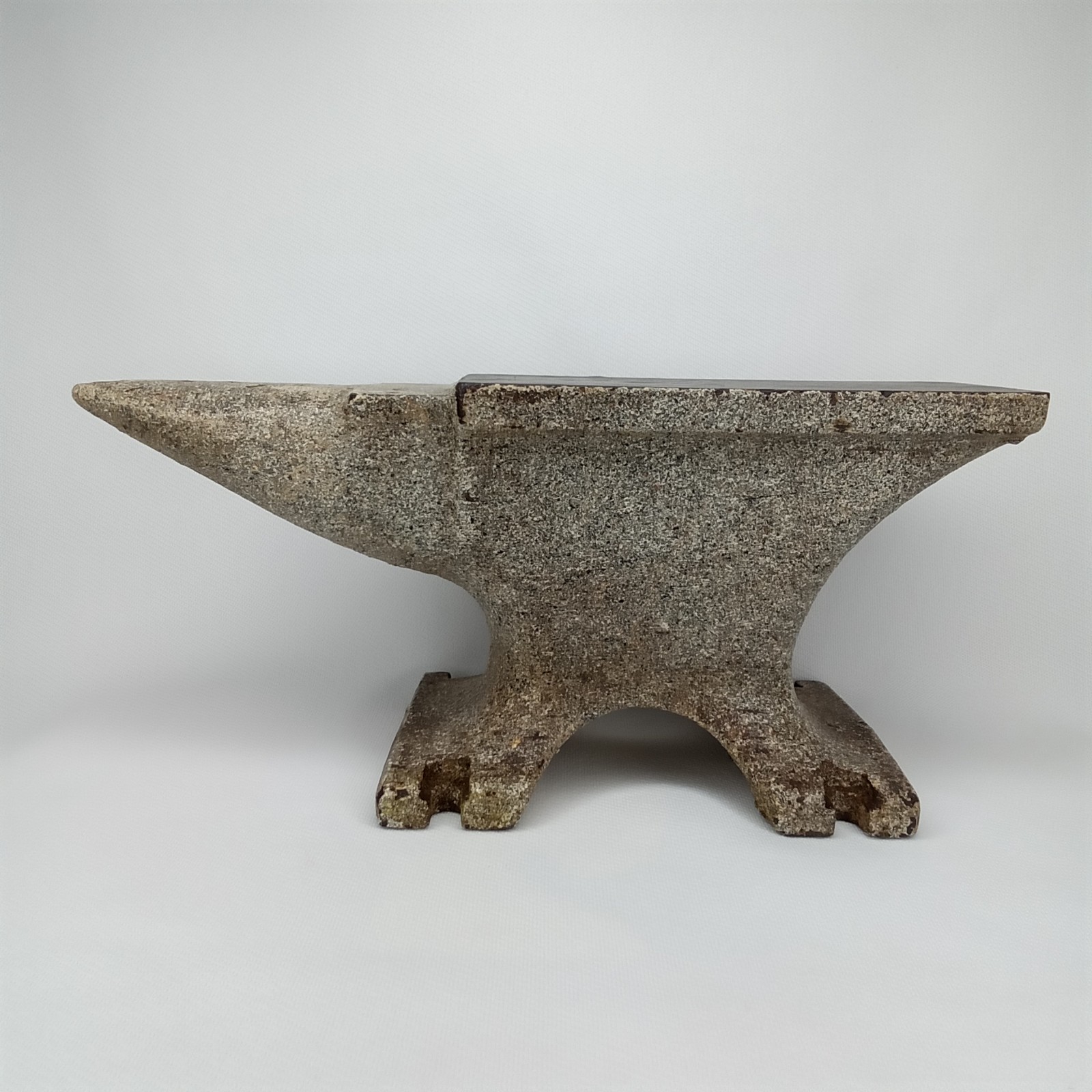 Antique Tool 1800s Blacksmith 7 Pound Gray Cast Iron Anvil