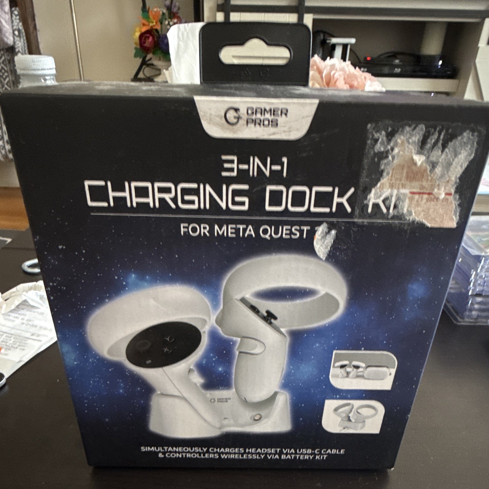 Gamer Pros 3-in-1 Charging Dock Kit for Meta Quest 2 USB-C White