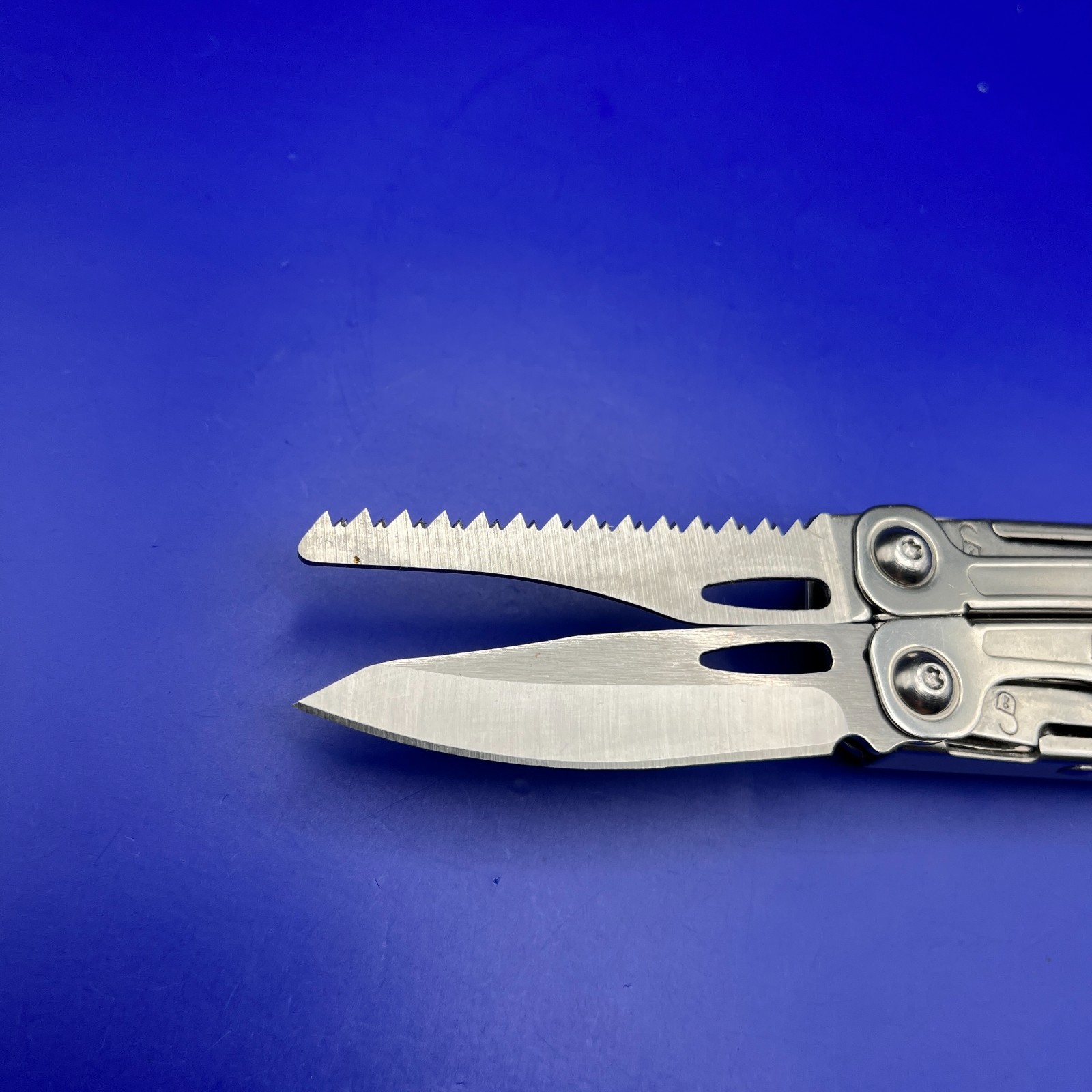Leatherman Sidekick Multi-Tool, Knife, Pliers, Saw, Stainless