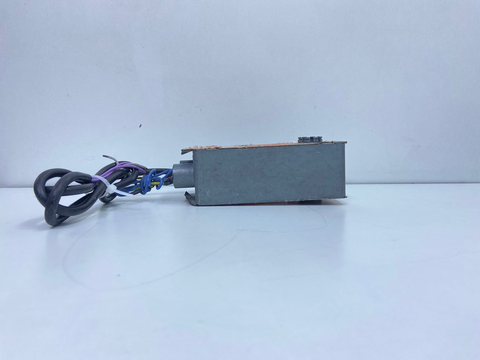BELIMO FSLF230-S US Spring Return Actuator, CH#525