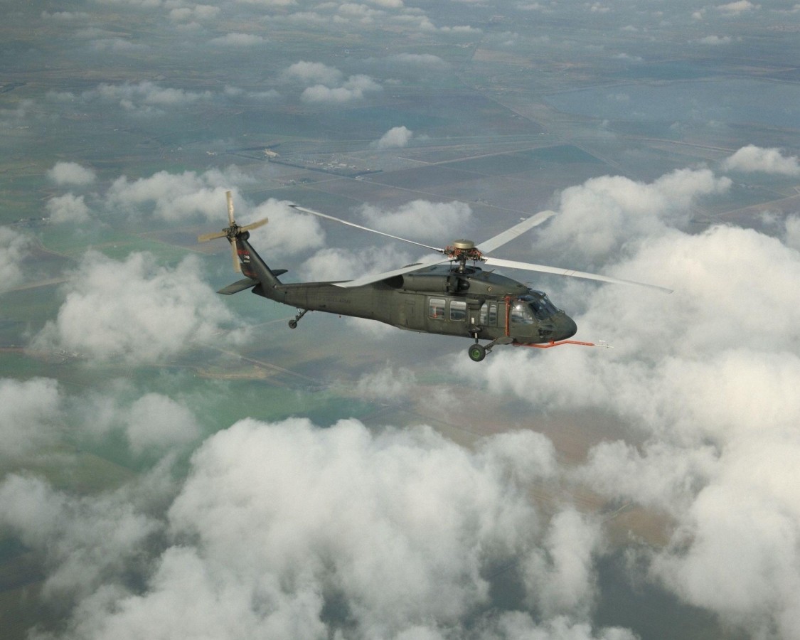 1993 NASA Sikorsky UH-60 Black Hawk - 8x10 Photo On 8.5x11 #1928