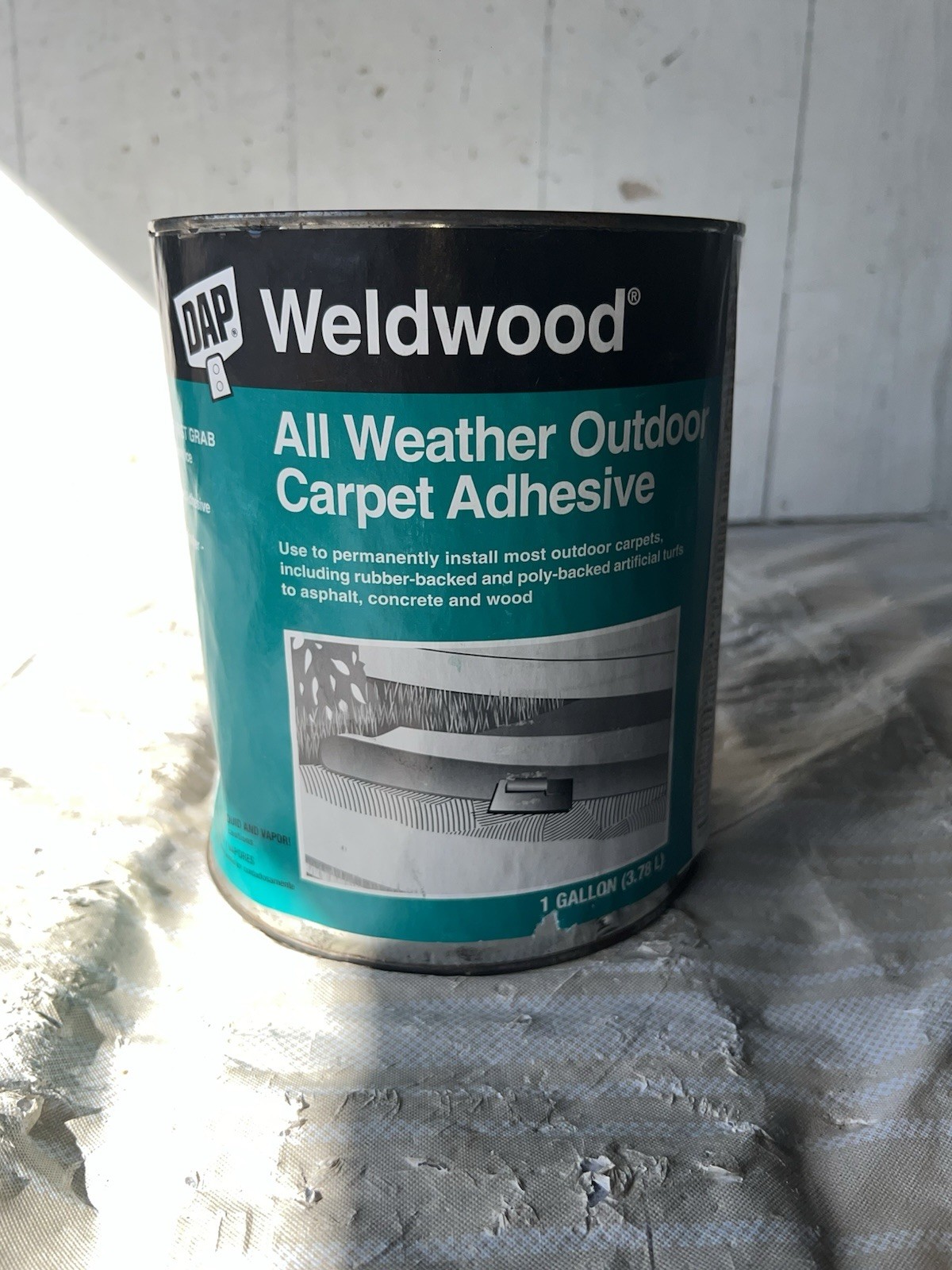 DAP Weldwood All Weather Outdoor Carpet Adhesive, 1 Gal. 7079800443 DAP Weldwood