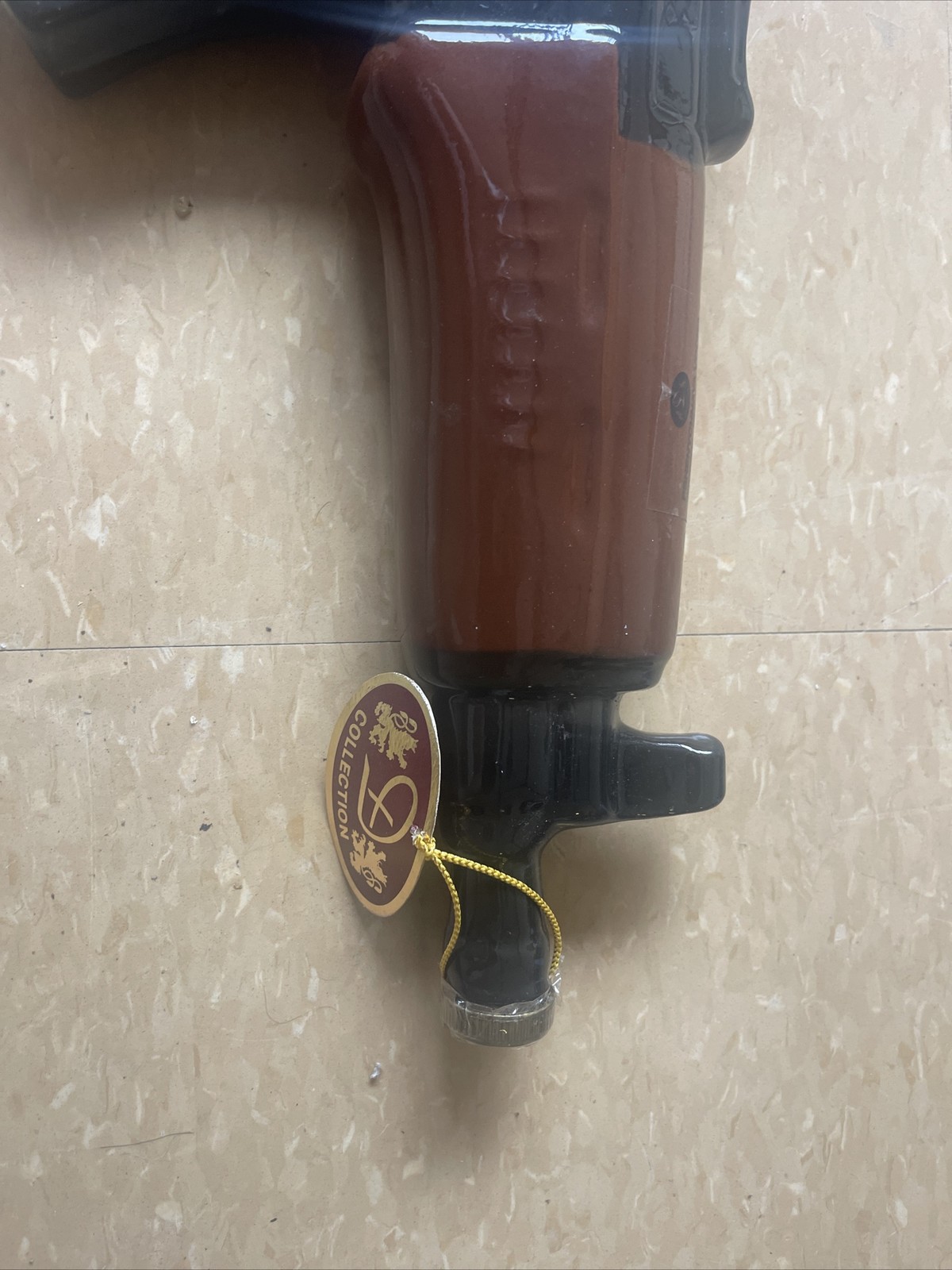 Ceramic Kalashnikov, Empty