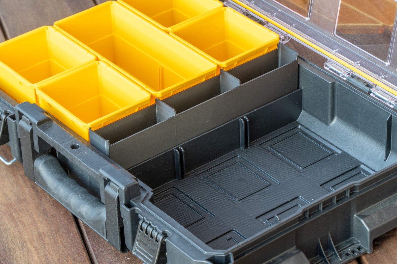 Dewalt ToughSystem 2.0 Organizer Central Bin