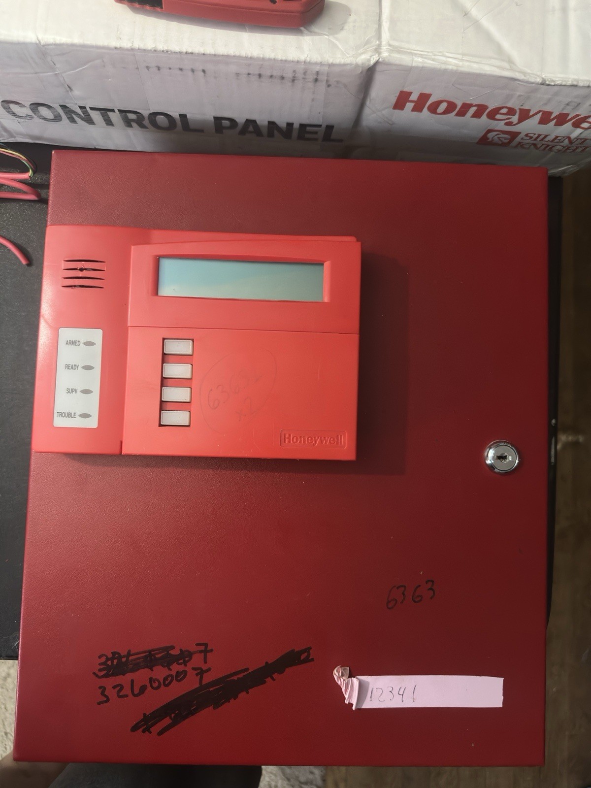 Honeywell Ademco VISTA-32FB-9 With Honeywell 6160CR Keypad Untested Parts Only