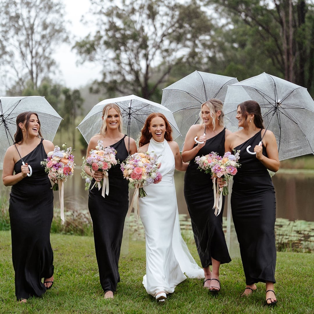 10 Pack!!  Clear Umbrella Photo Friendly Must Have! Engagement Spring Wedding