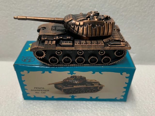 SHERMAN TANK BRONZE DIE CAST METAL COLLECTIBLE PENCIL SHARPENER NEW / BOX