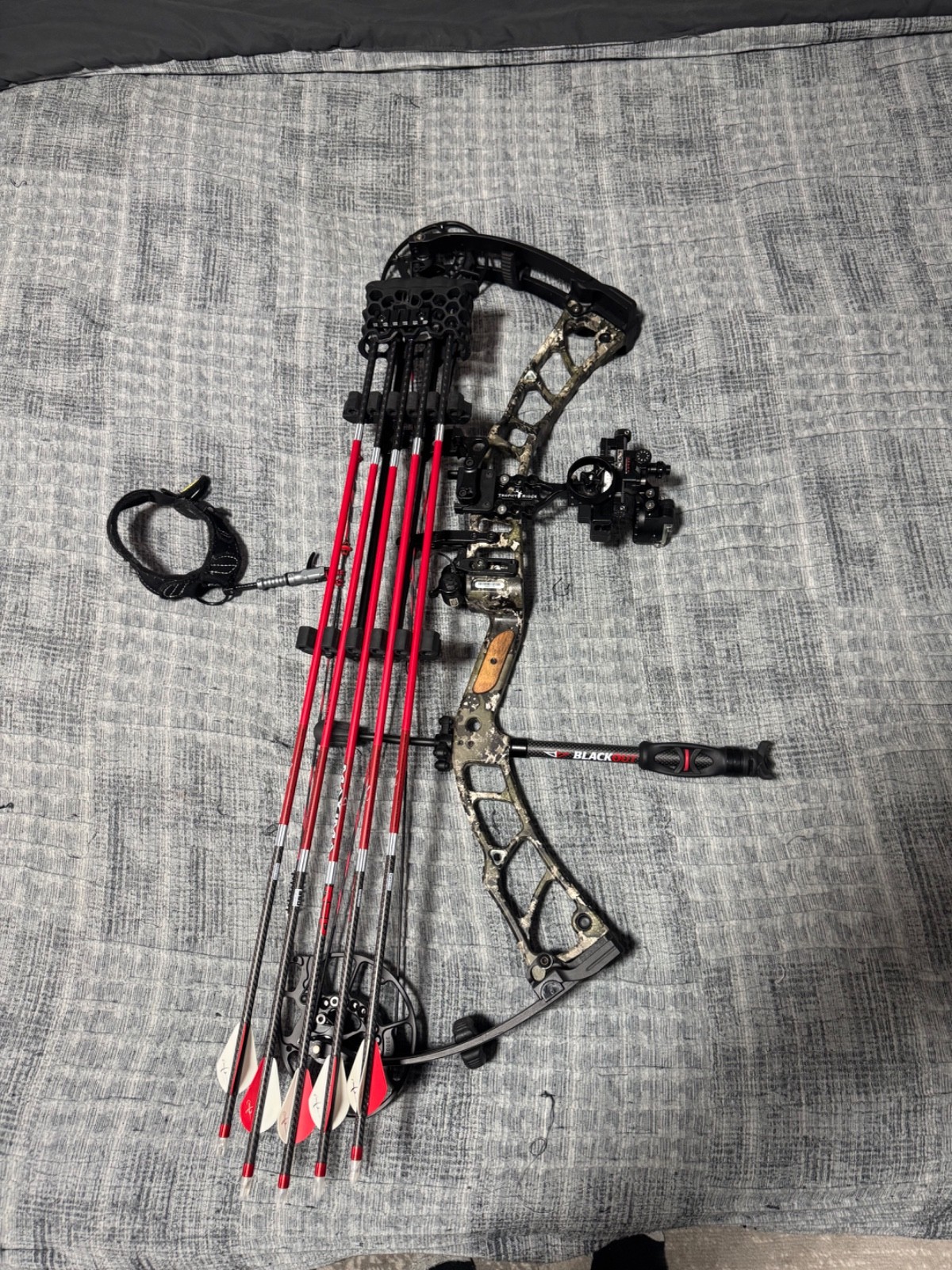 compound bow right hand 70lbs