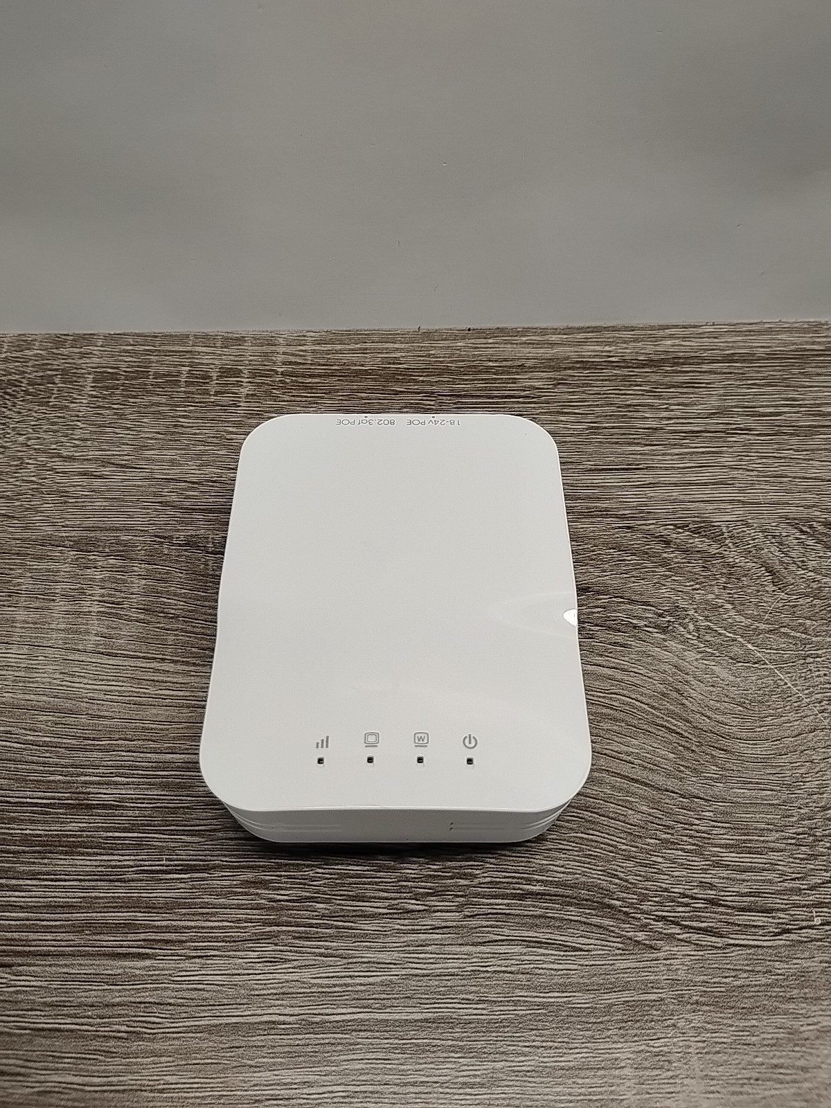 Open Mesh OM2P-HSv4 Access Point with PSU, used, very good condition