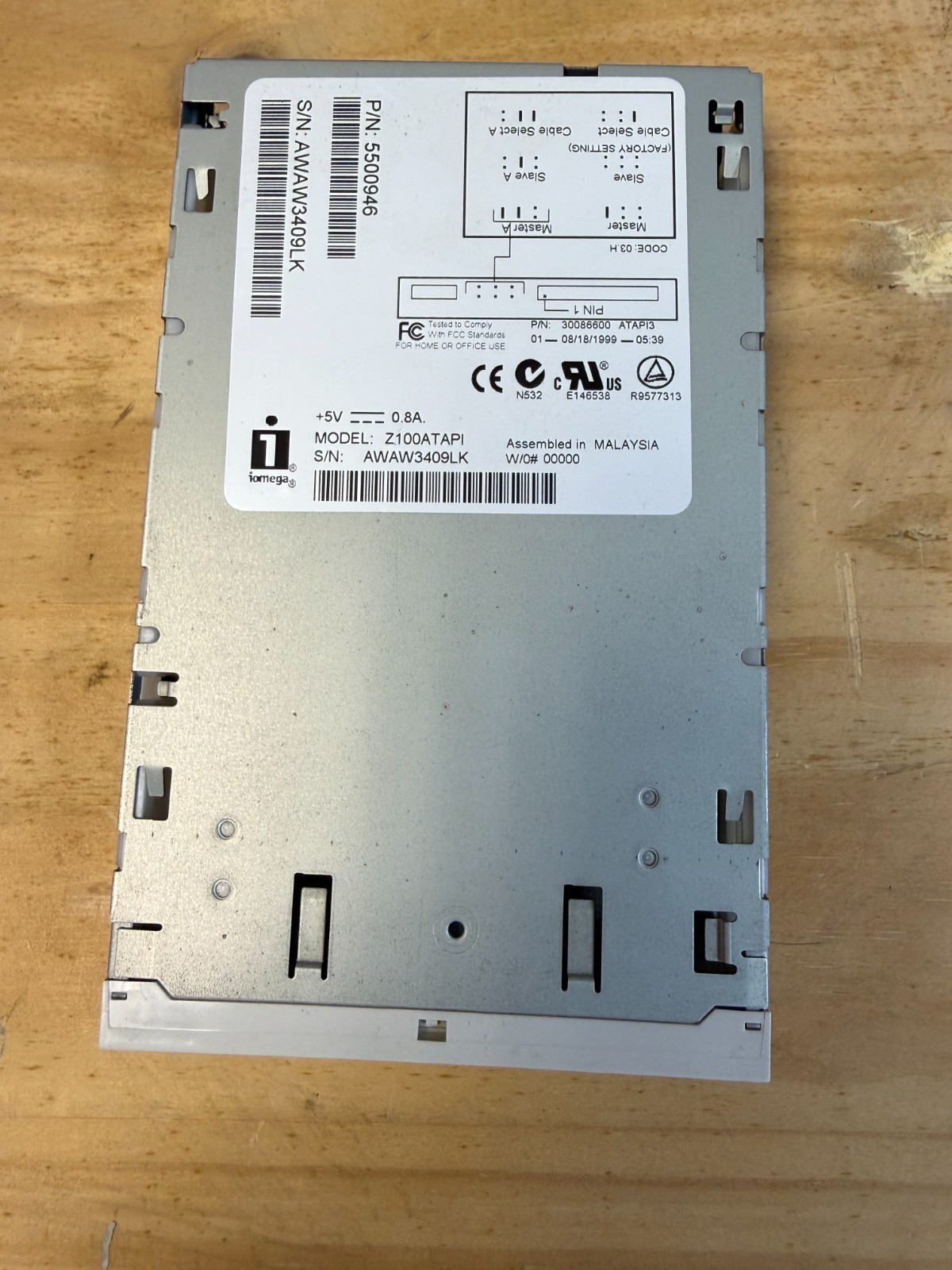 Iomega Z100ATAPI 3.5" Zip Drive