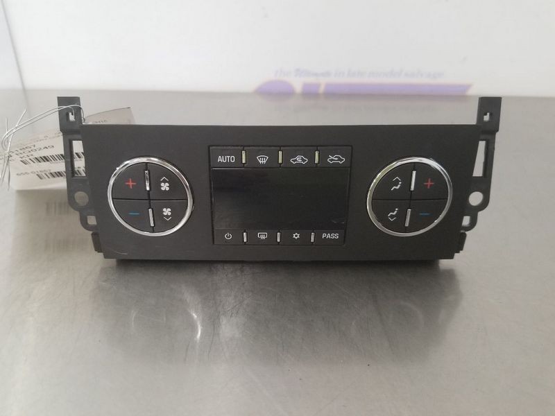 2007-2011 Chevrolet Avalanche Automatic A/C Heater Climate Control Assembly OEM