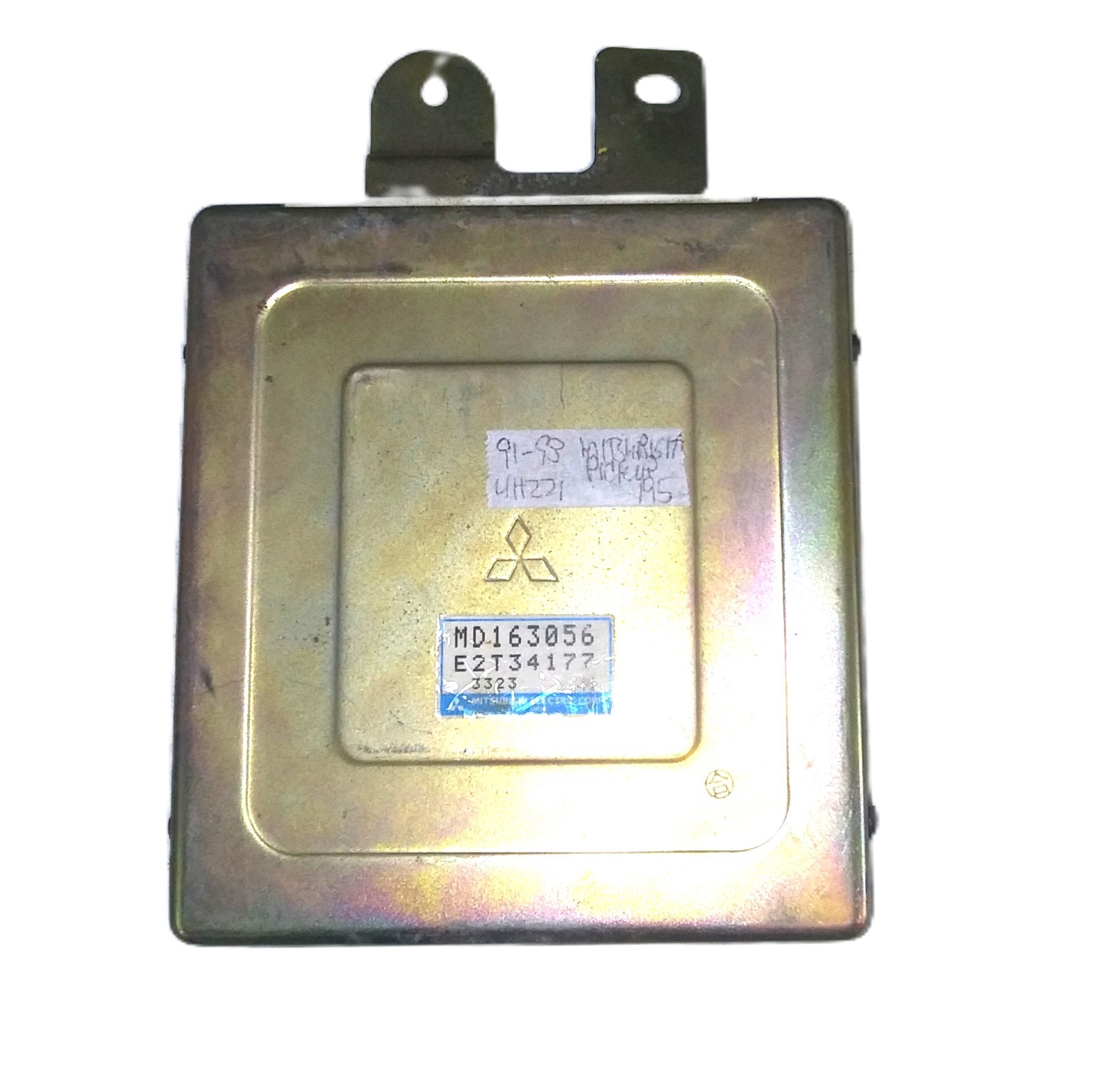 MD163056 ECM ECU computer 1991-1993 Mitsubishi Pickup