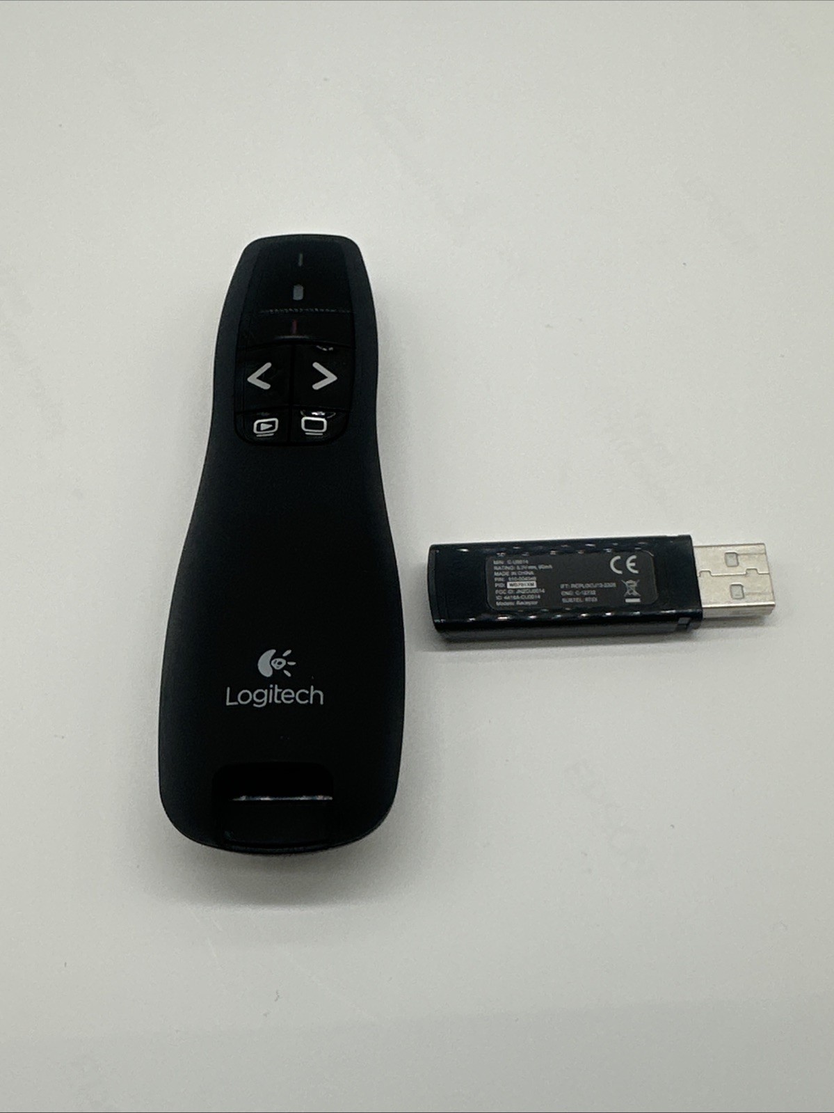 Logitech Wireless Presenter R400, PowerPoint Clicker with Laser Pointer (2179)