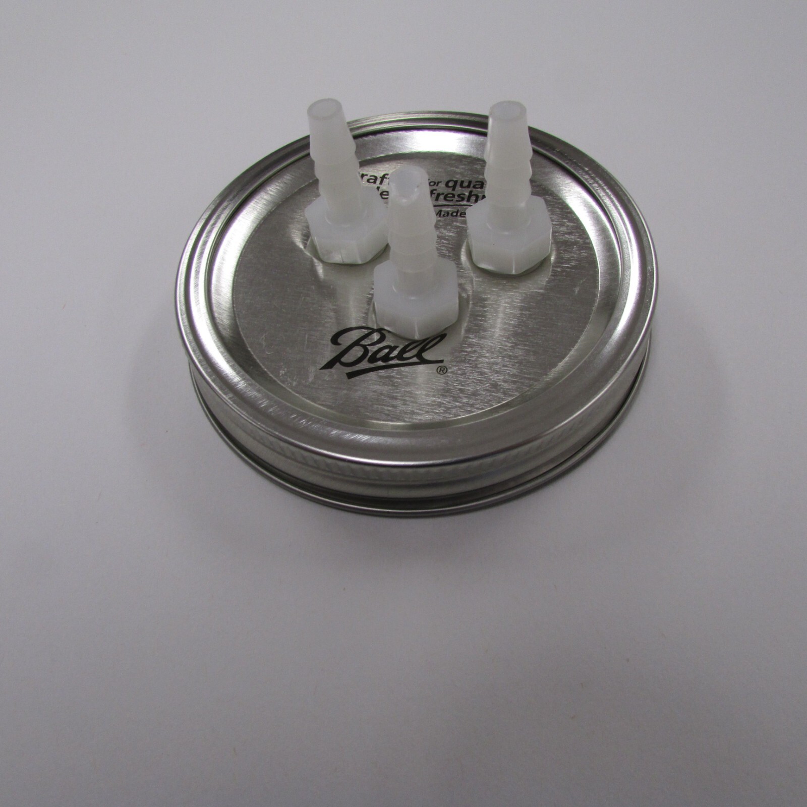 Dansha Farms 3 Barb Lid Assembly