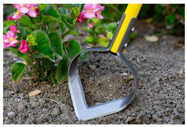 Skidger 54-in Fiberglass -Handle Scuffle hoe
