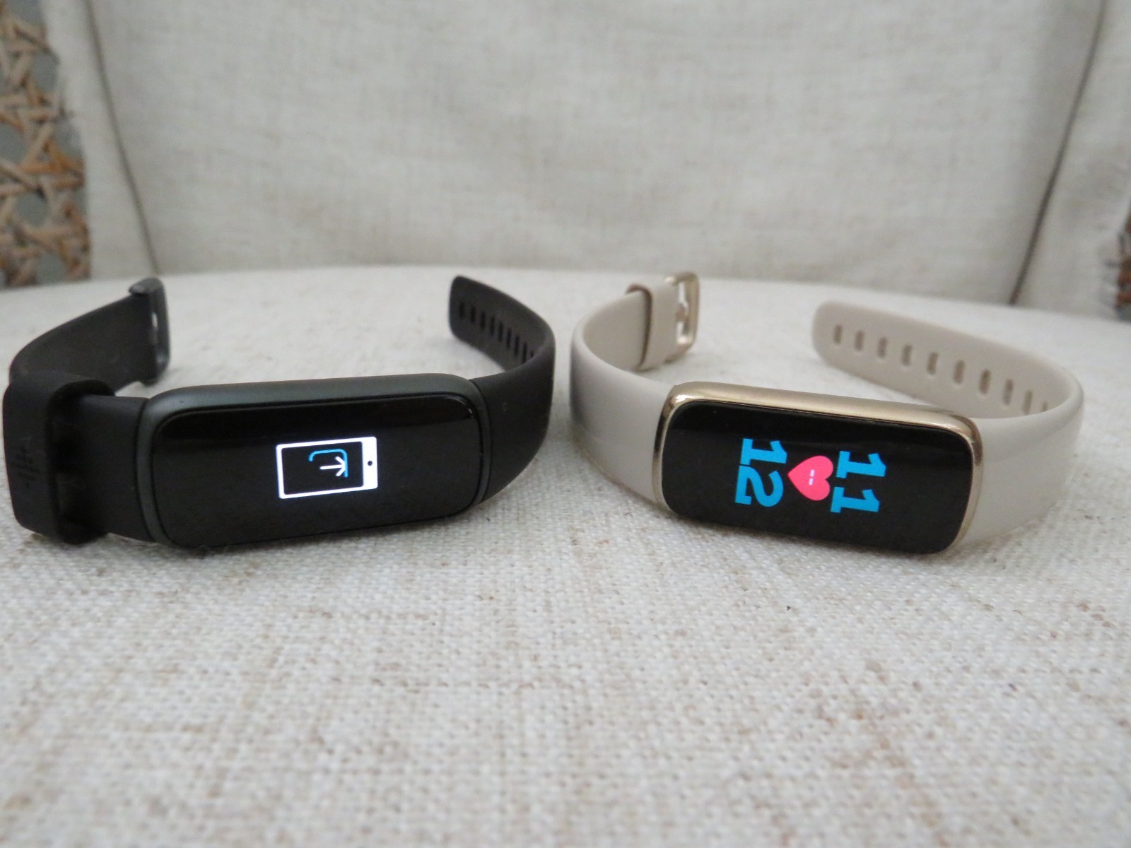 Fit Bit Luxe Smart Tracker