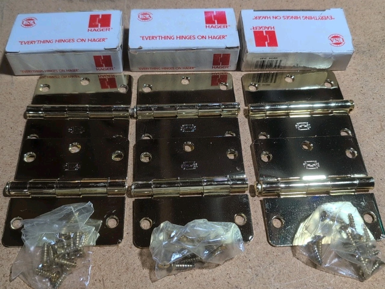 Hager Door Hinges 3.5 x 3.5 Bright Brass RC1741 - 3 Pairs - 6 Total - NEW