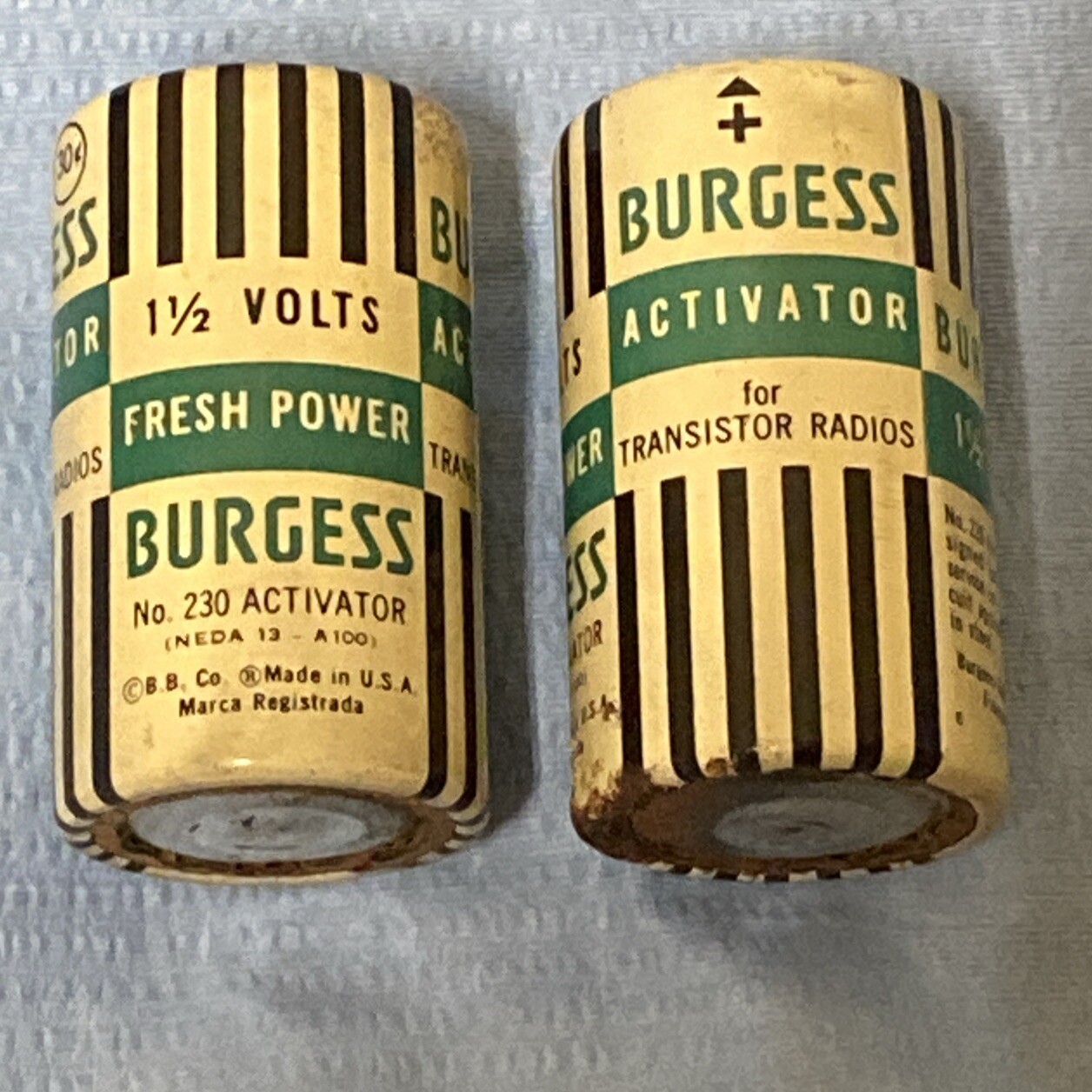 Vintage Burgess Batteries Activator for Transistor Radio Made USA Green Battery