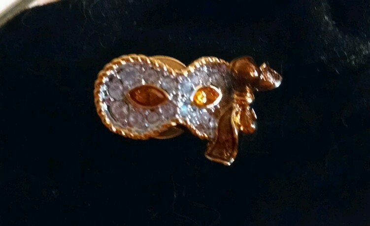 Swarovski 1999 Masqerade Pin