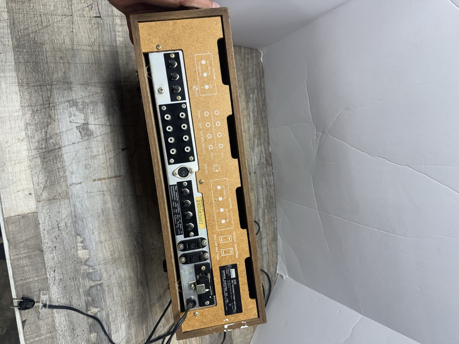 Nice Sansui 210 Stereo Receiver Read