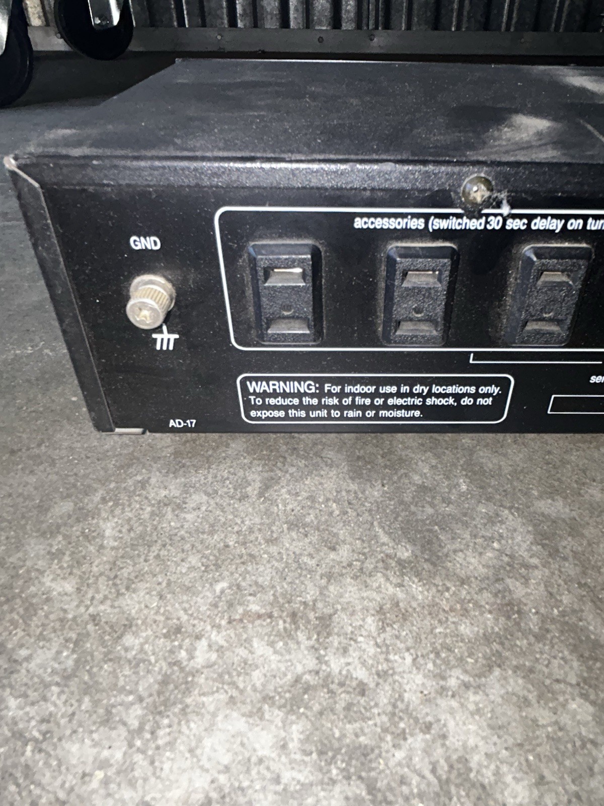 ADCOM Model ACE-515 AC Enhancer/Surge Protector