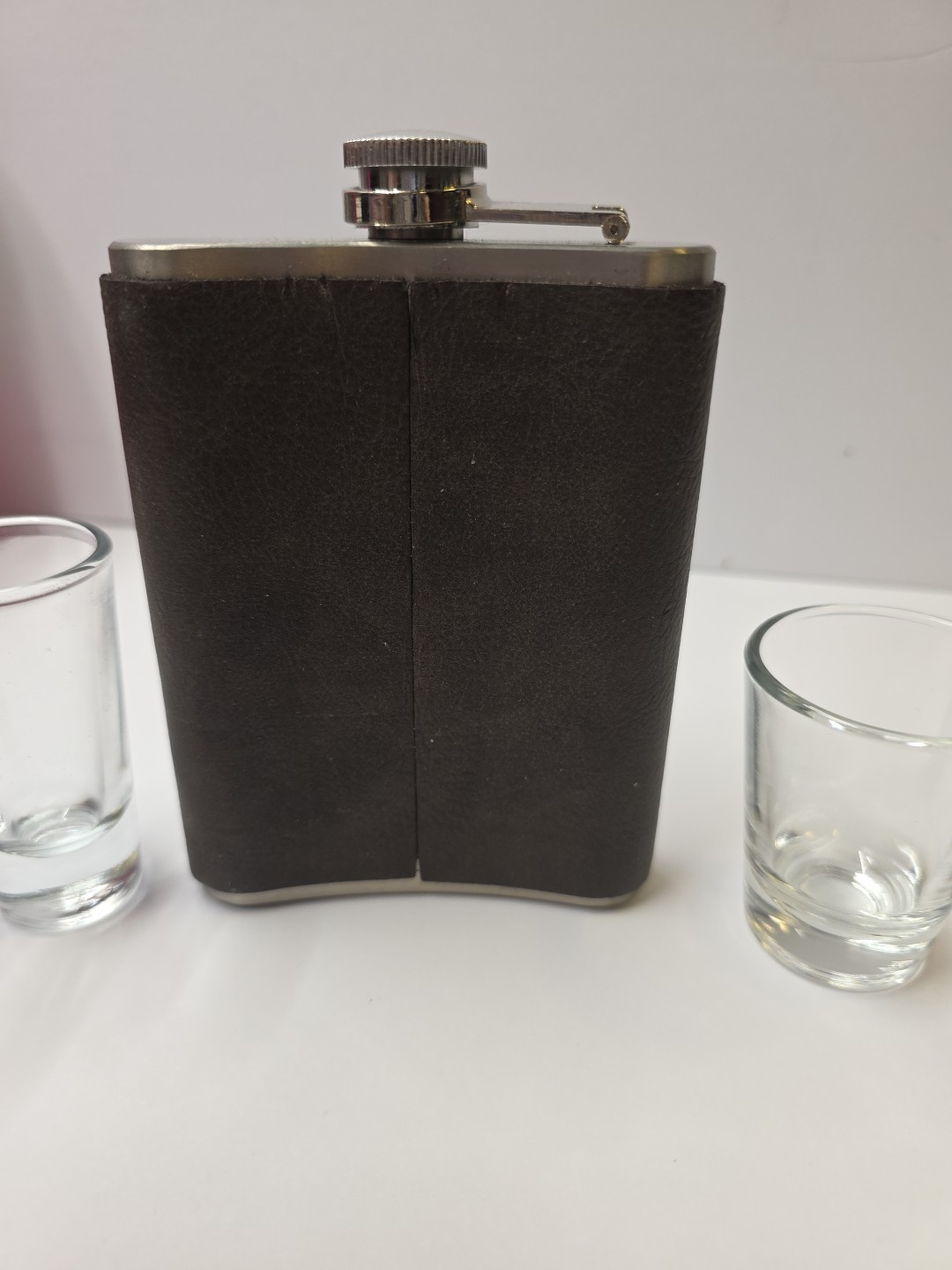 Flas And 6 Shot Glasses