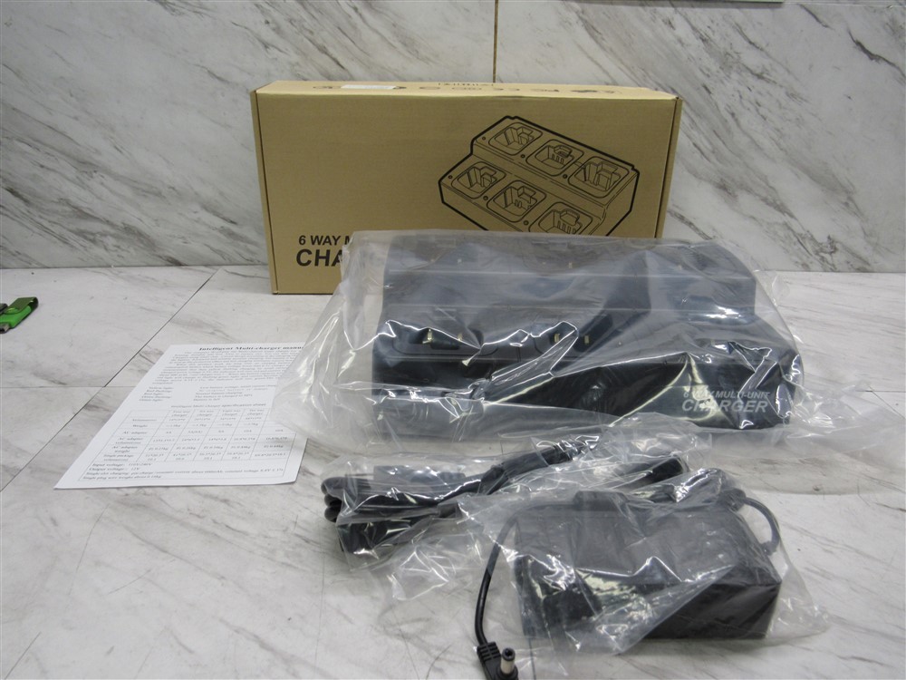 NEW IN BOX 6 WAY CHARGER for Motorola GP3688 EP450 DEP450 P3688 DP1400!