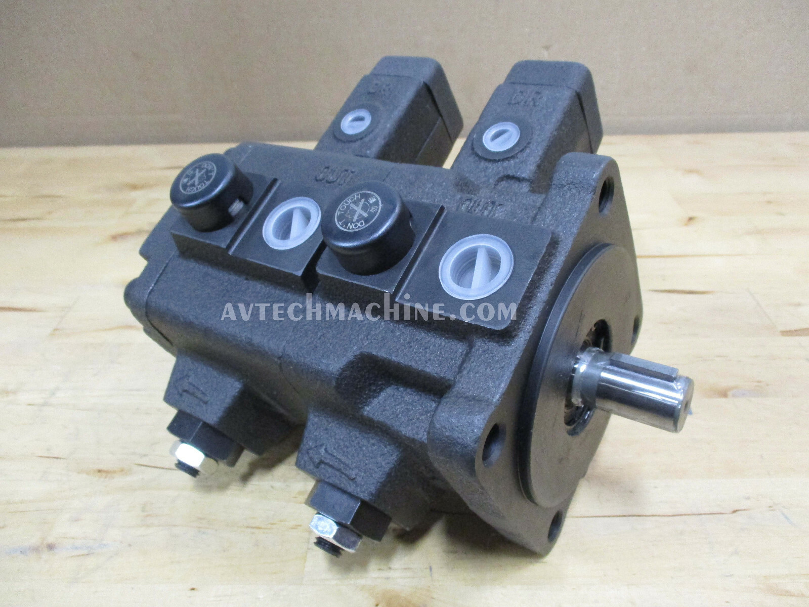 CML Camel Hydraulic Double Variable Vane Pump Pressure 55Kg VCM-DF-30C-30C-10